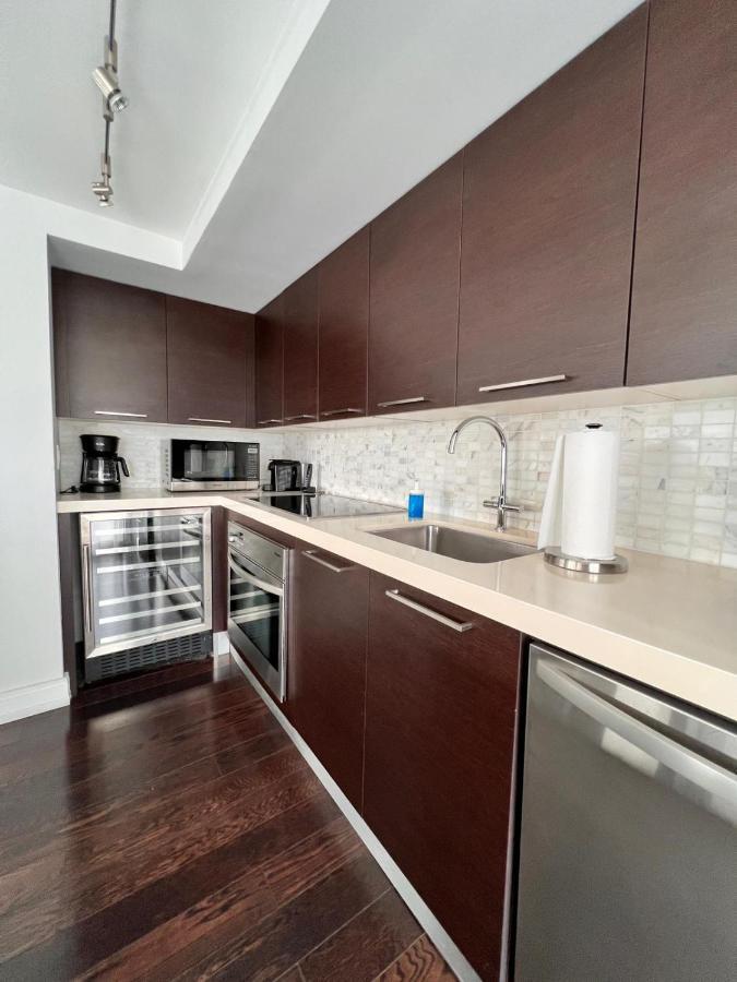 South Penthouse *