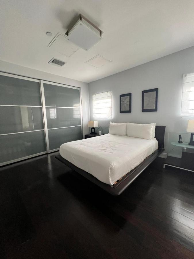 South Penthouse Apartment