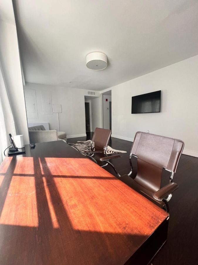 South Penthouse Apartment *