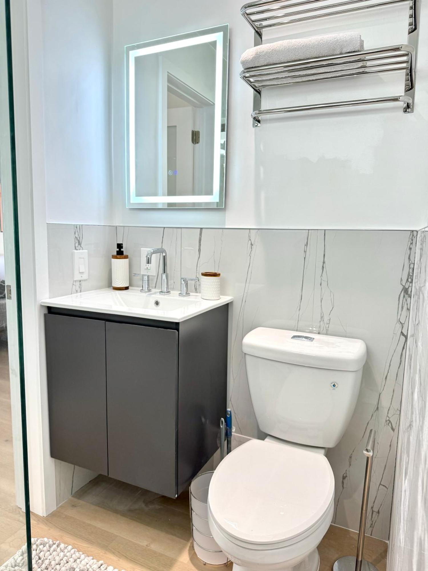High-end Apartment, Across The Apartment