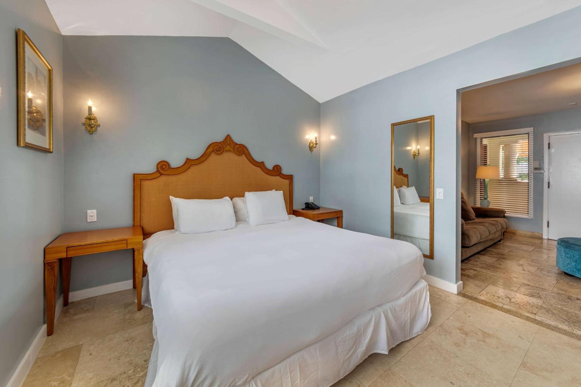 Impala By Luxurban, Trademark Collection By Wyndham Hotel 3*