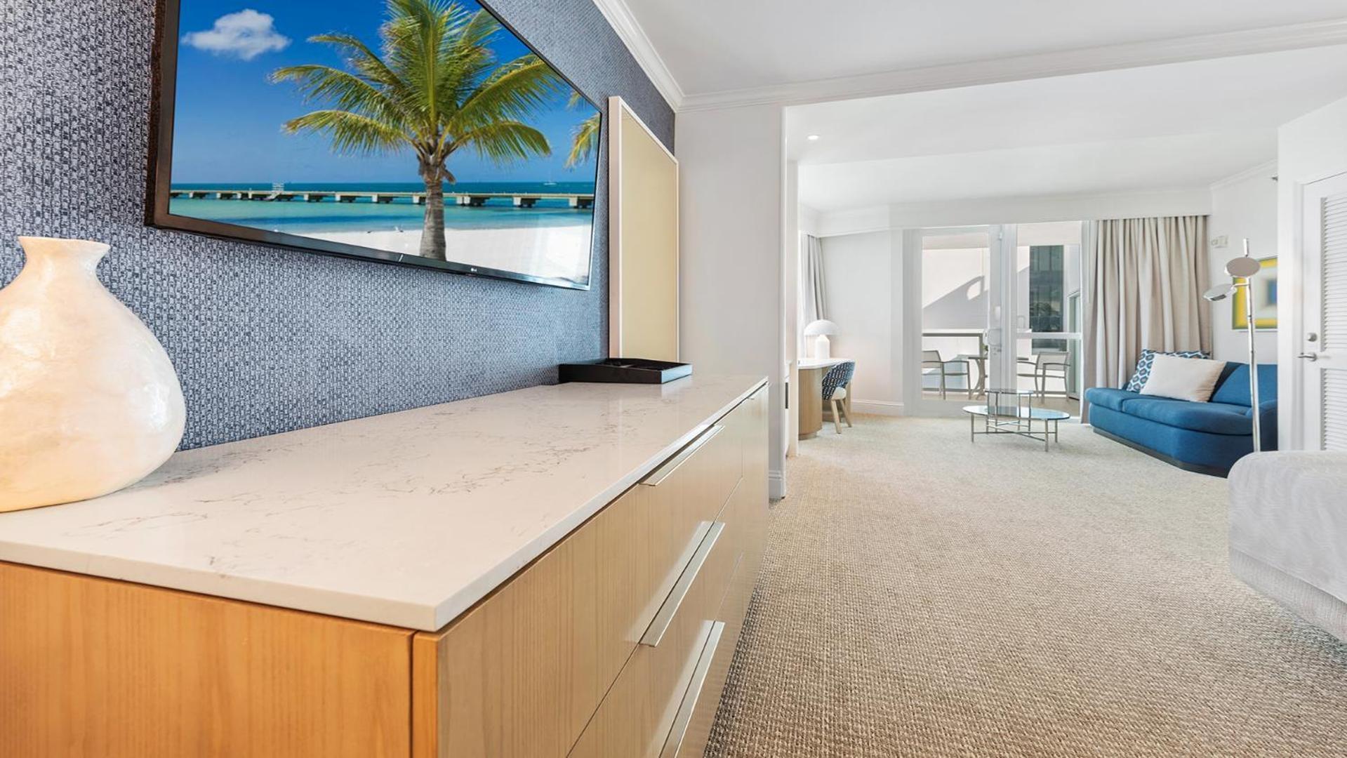 Fontainebleau Ocean View Private -90103 Apartment *