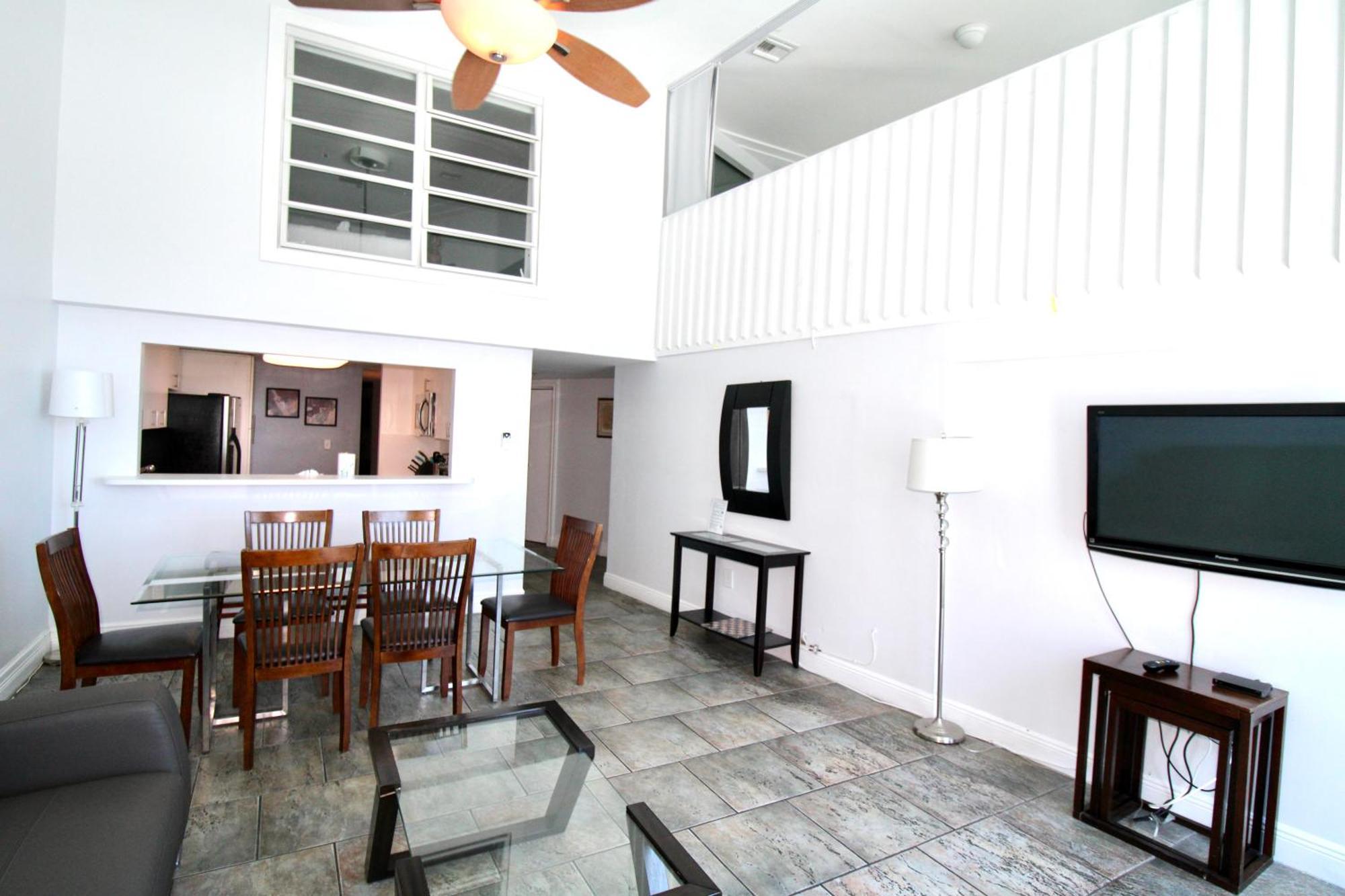 Castle M16 Oceanview Loft With Access, Pool, Tennis And Free Parking! Ferienhaus *