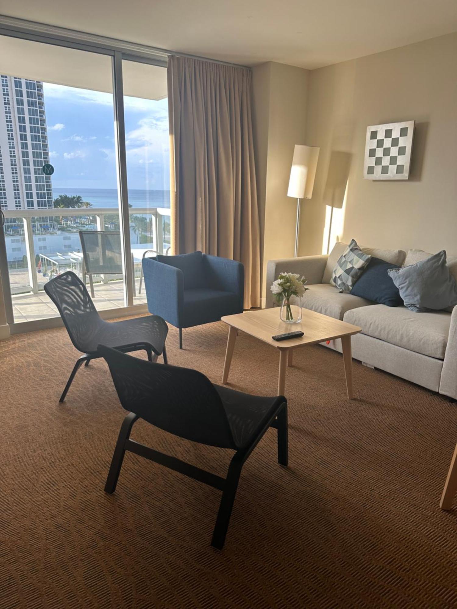 Miami Beach, Condominium/sunny Island Miami Beach