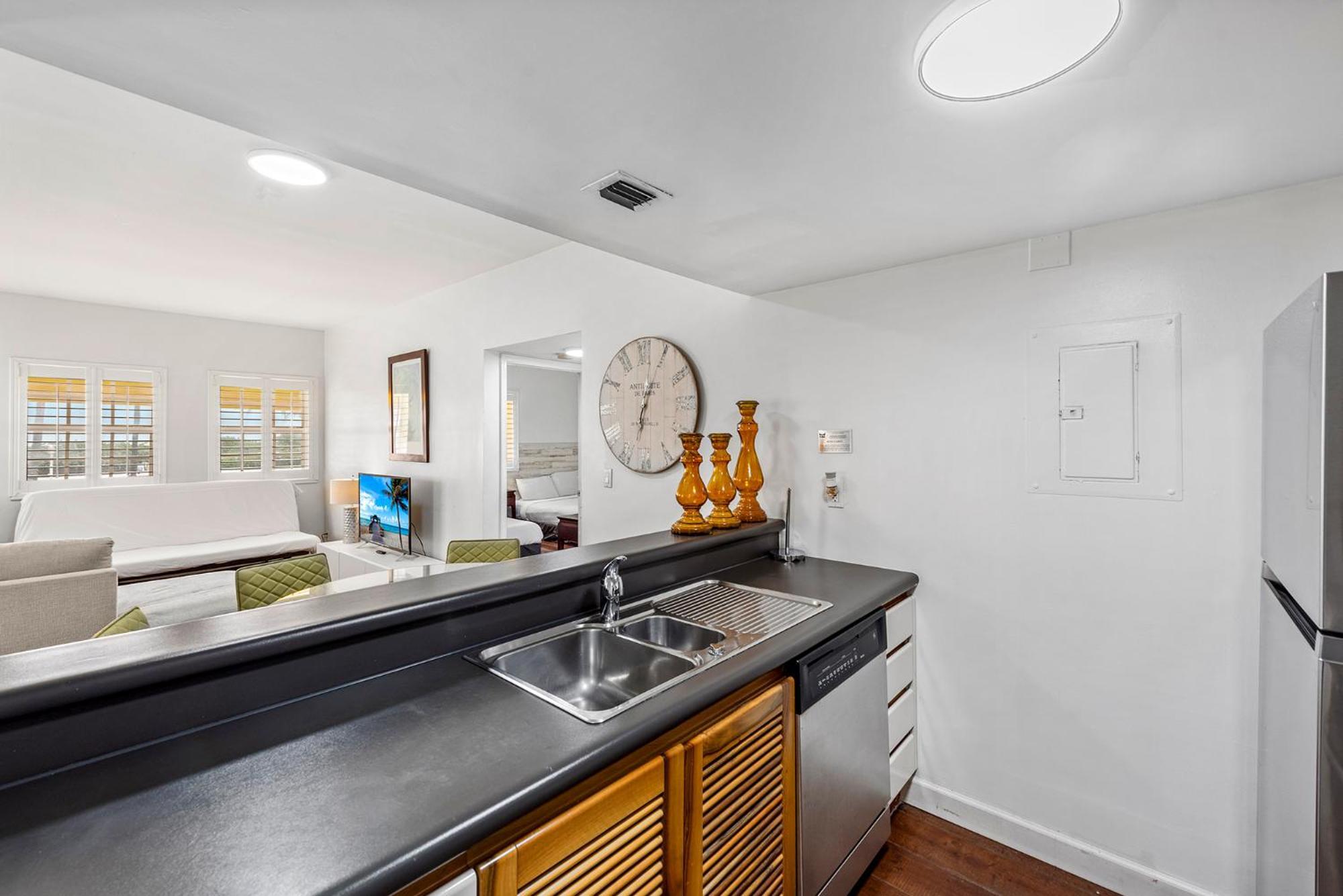 Apartment South In Ocean Drive *