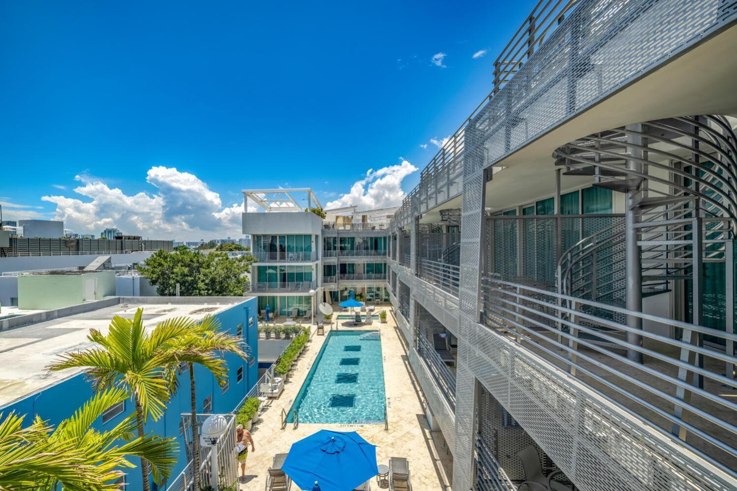Apartment Large On Ocean Drive With Direct Access To The *
