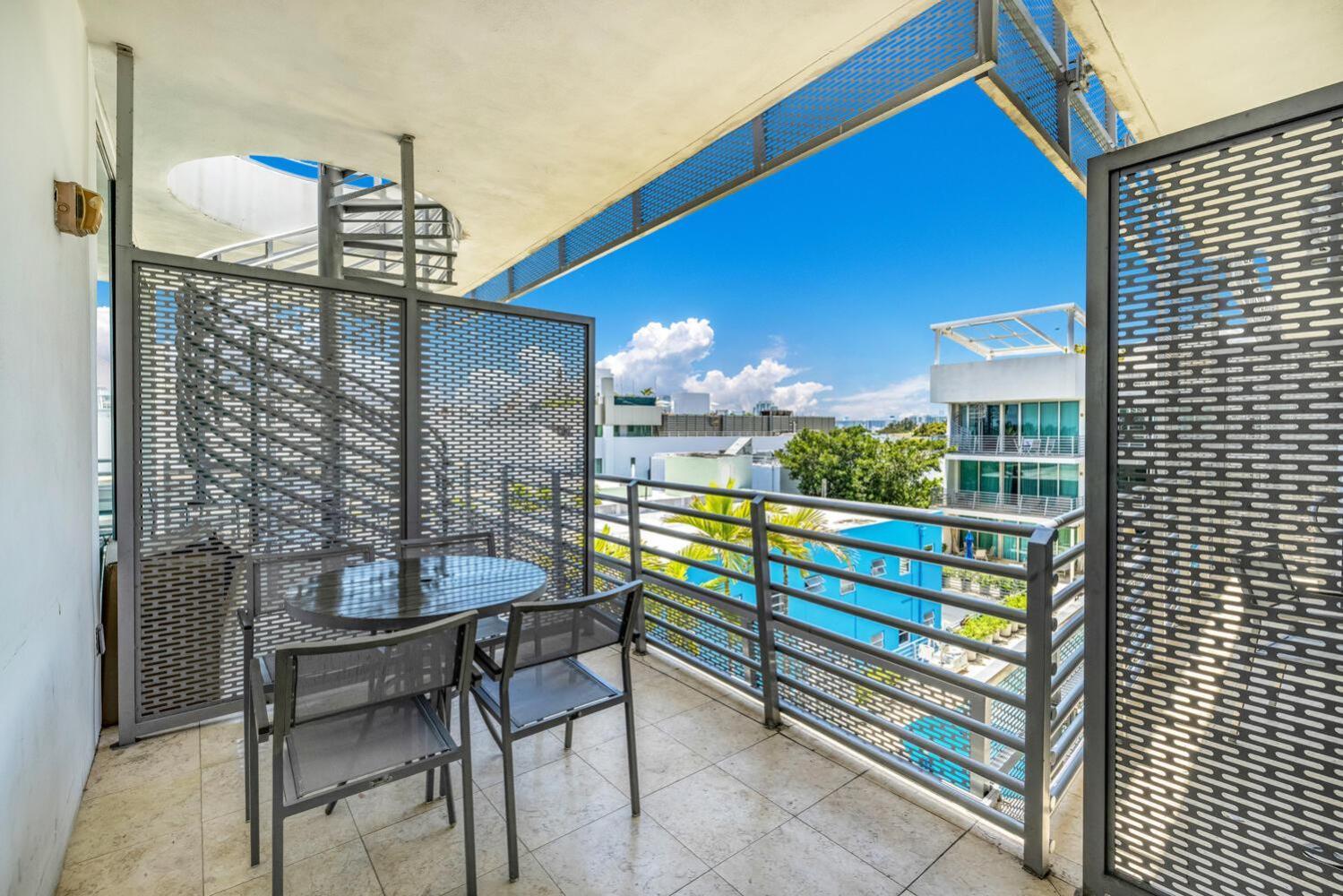 Large On Ocean Drive With Direct Access To The Apartment Miami Beach