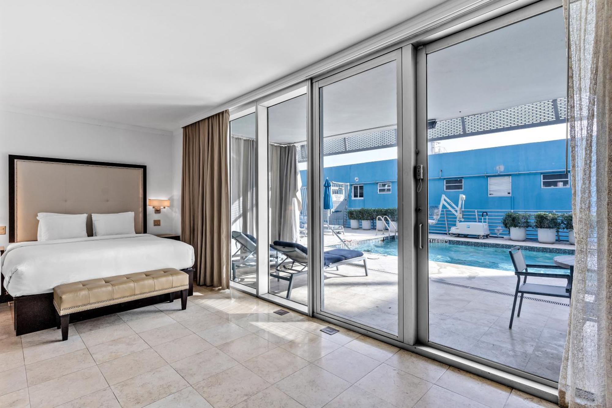 Large On Ocean Drive With Direct Access To The *