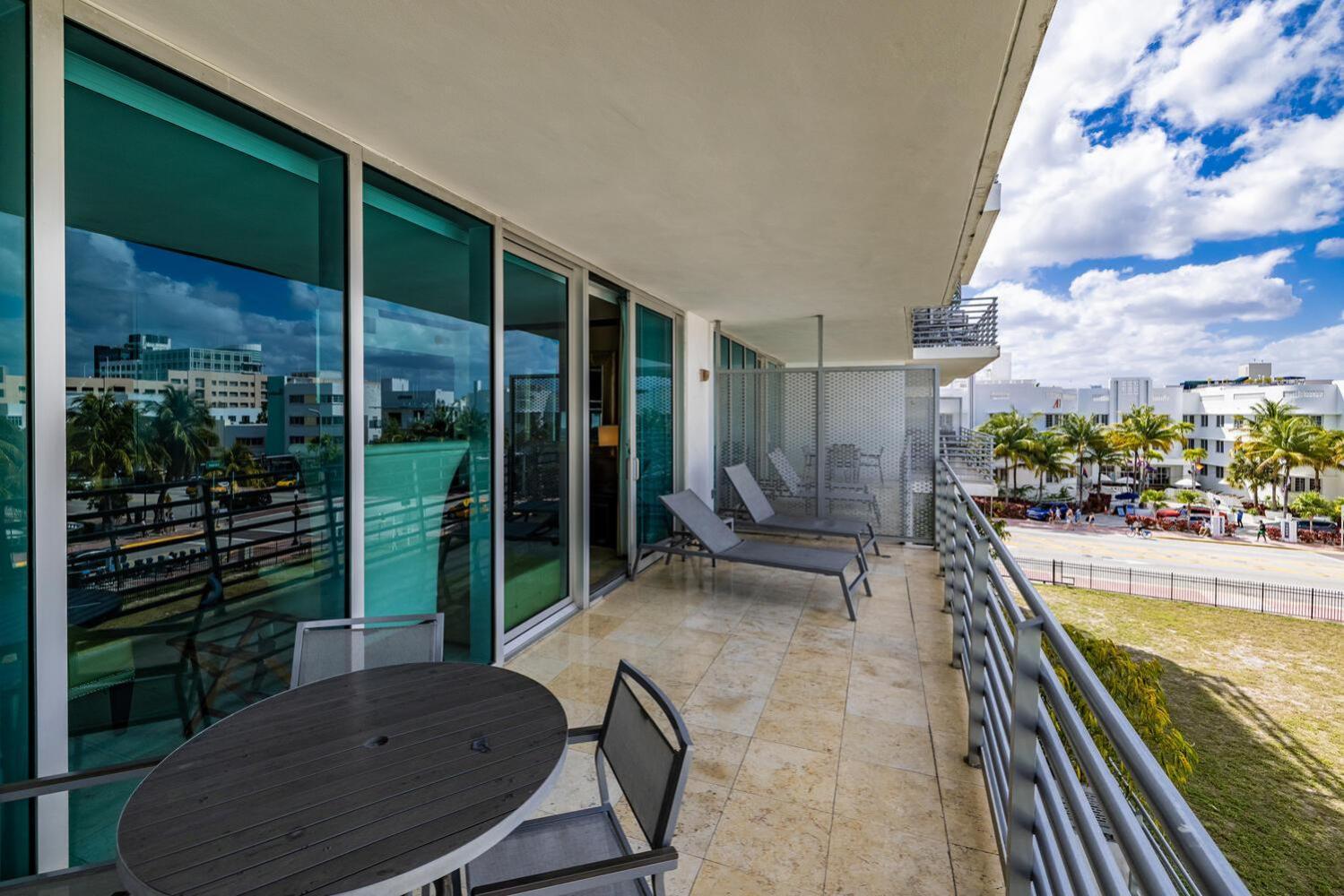 Large On Ocean Drive With Direct Access To The *