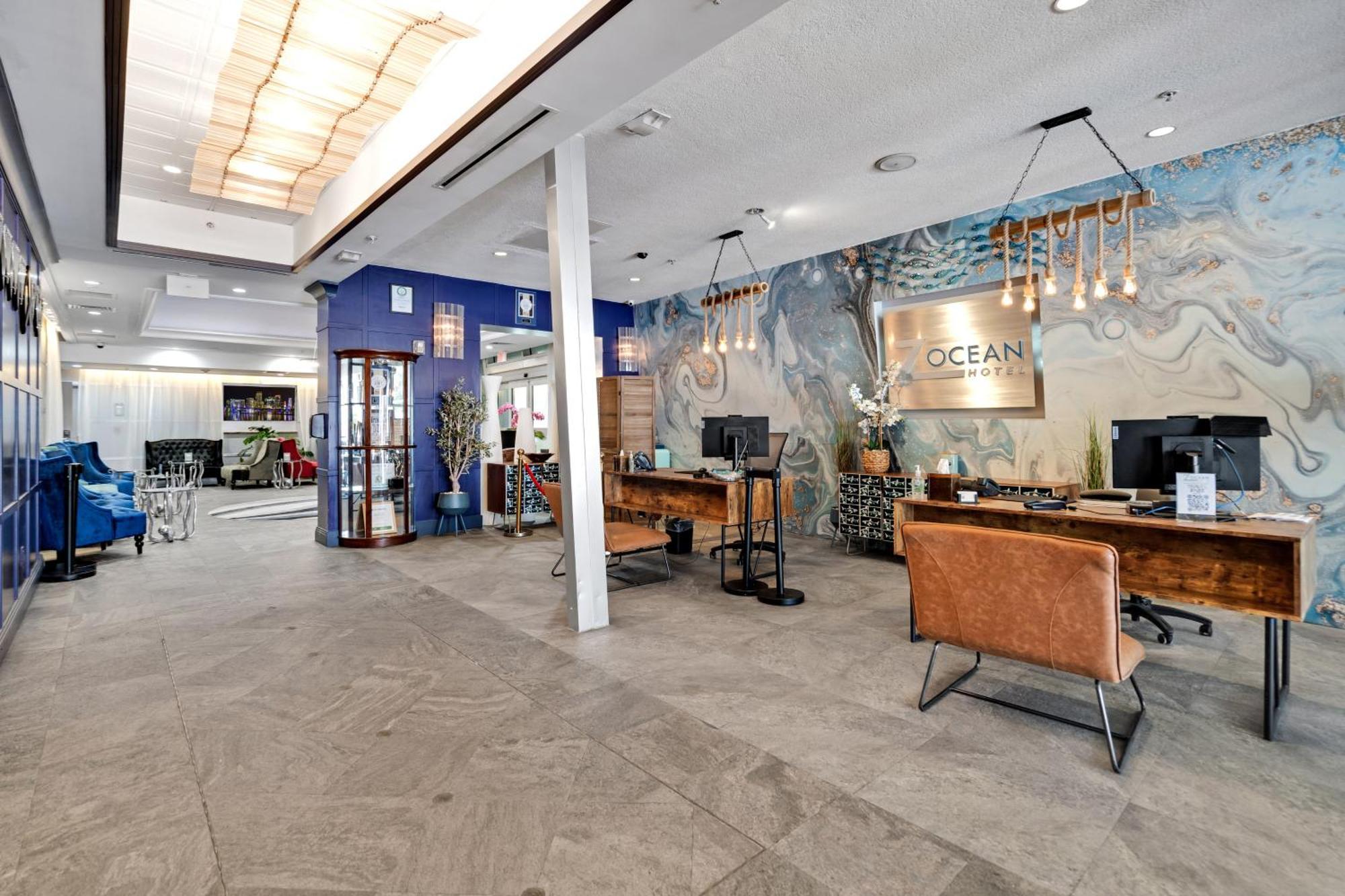 Large On Ocean Drive With Direct Access To The Miami Beach