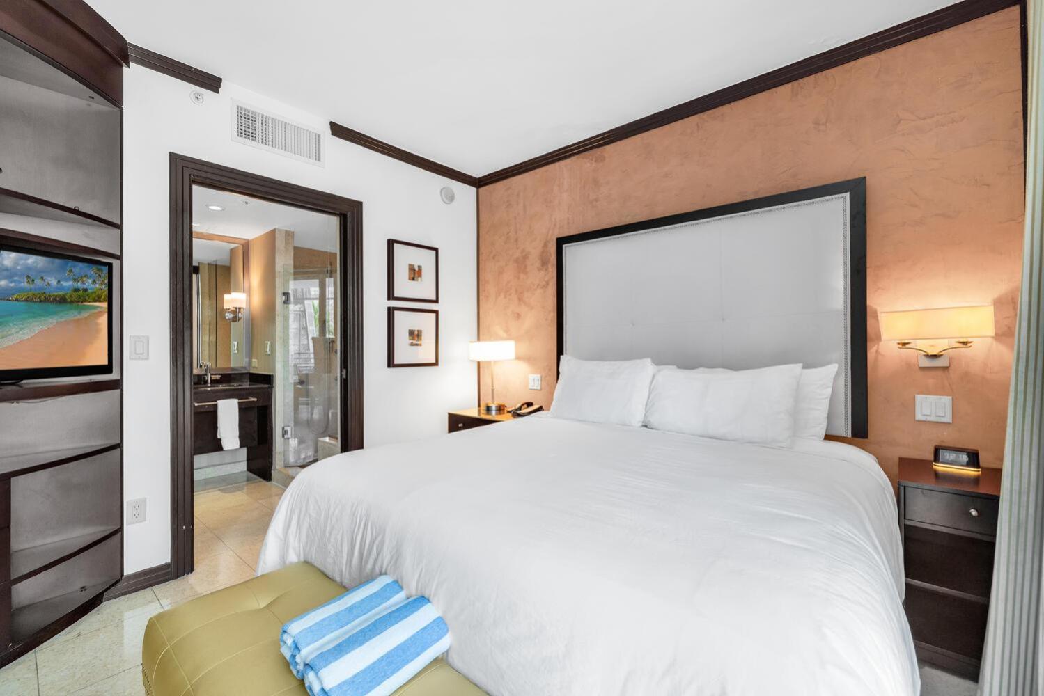 Large On Ocean Drive With Direct Access To The Apartment Miami Beach