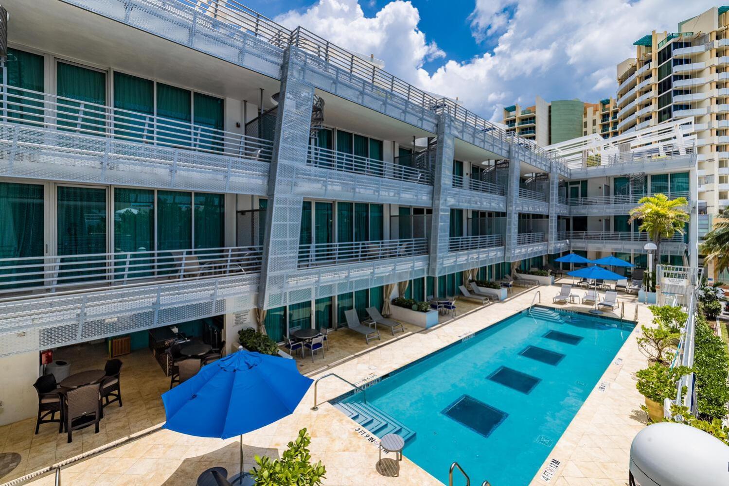 Apartment Large On Ocean Drive With Direct Access To The