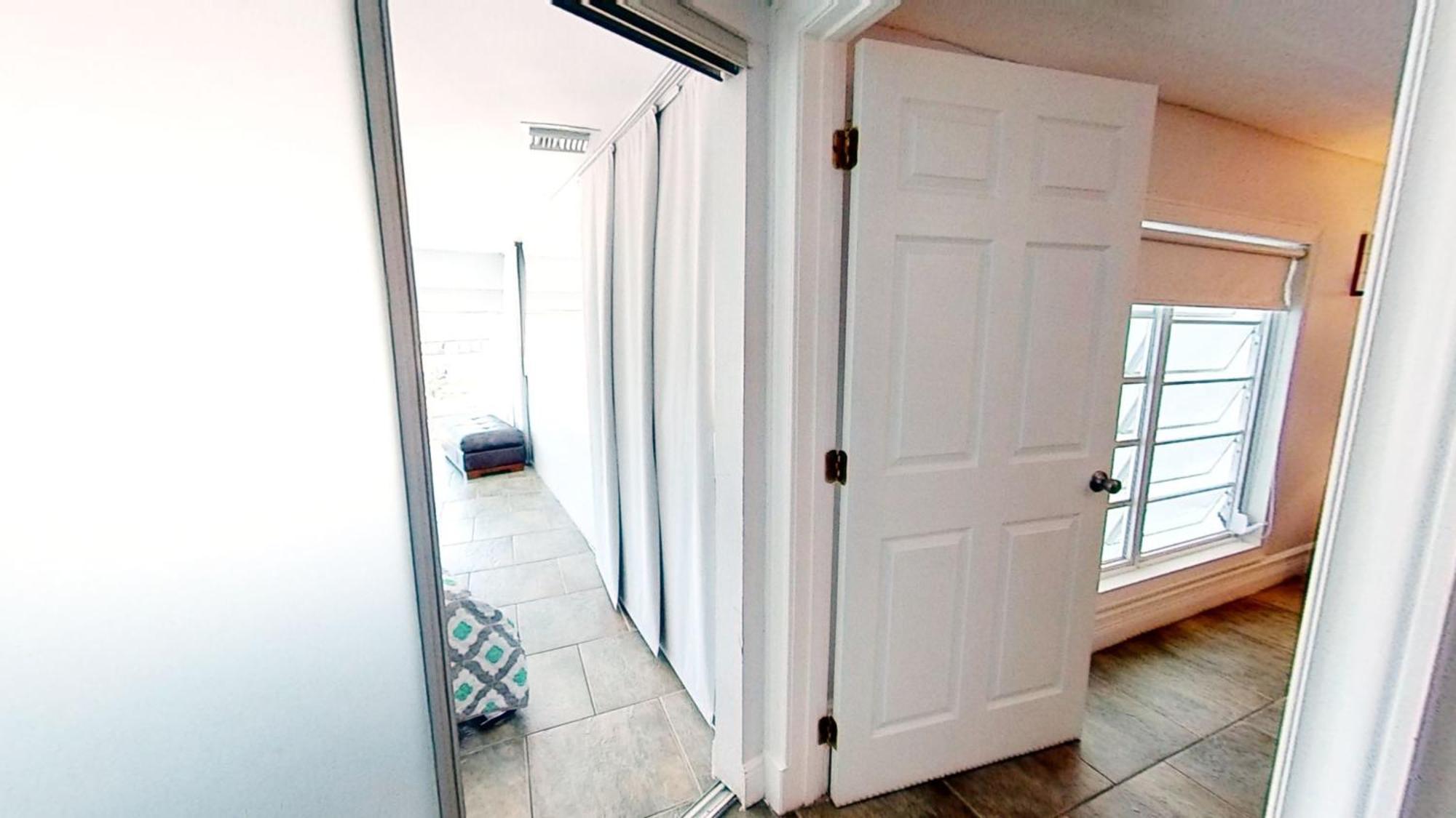 Castle M16 Oceanview Loft With Access, Pool, Tennis And Free Parking!