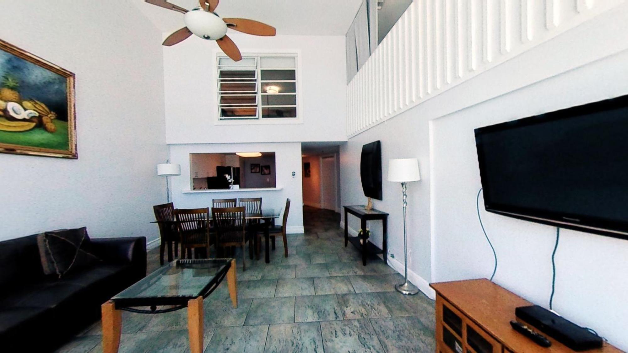 Castle M16 Oceanview Loft With Access, Pool, Tennis And Free Parking! Ferienhaus