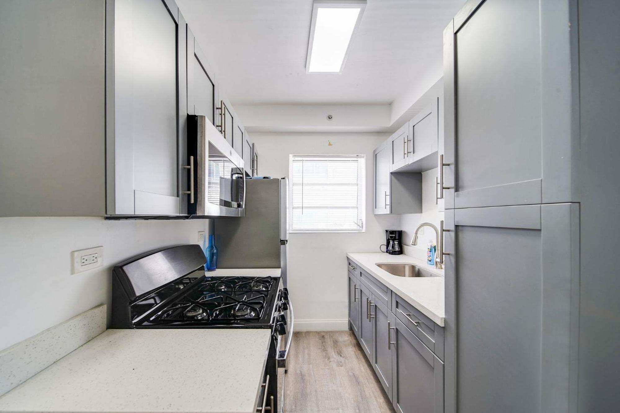 Deco Ocean Dr Deal, W/2 Queen Beds, South Apartment Miami Beach