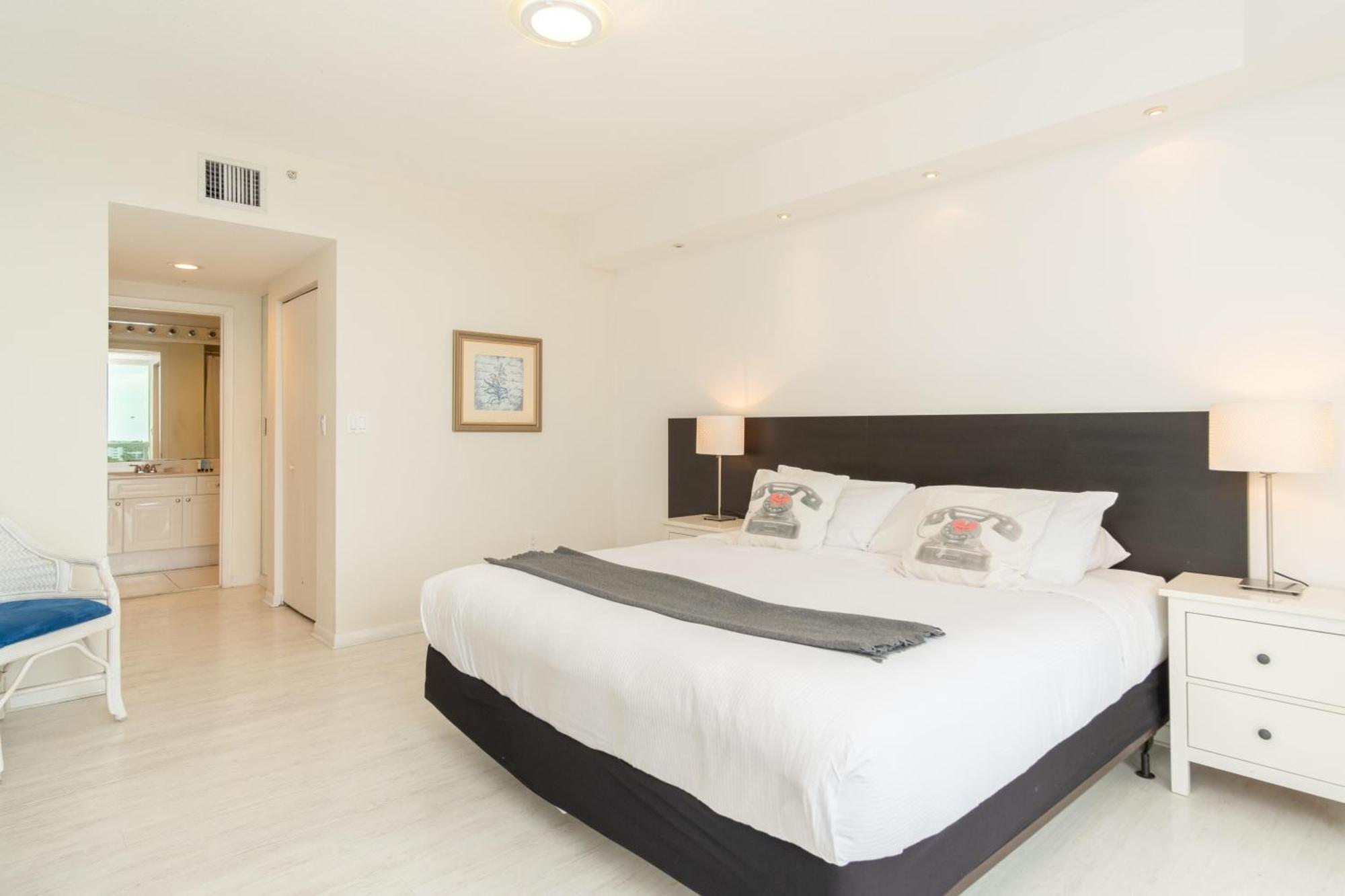Apartment Golden Bay 103