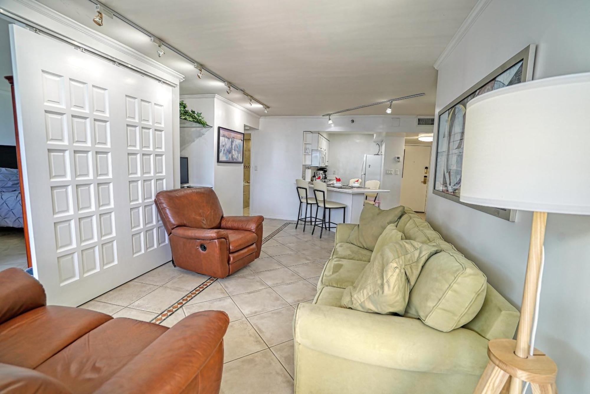 Oceanview On The 123 5* Miami Beach