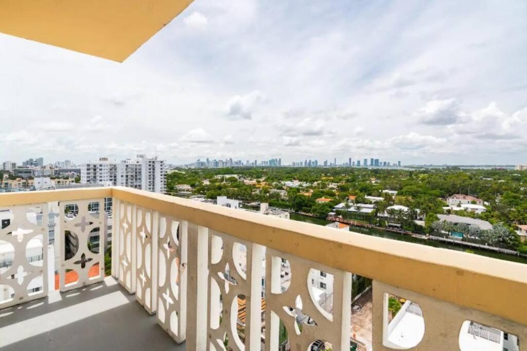 Apartment 1505- Downtown Miami Bay View Retreat With 1br & 1ba