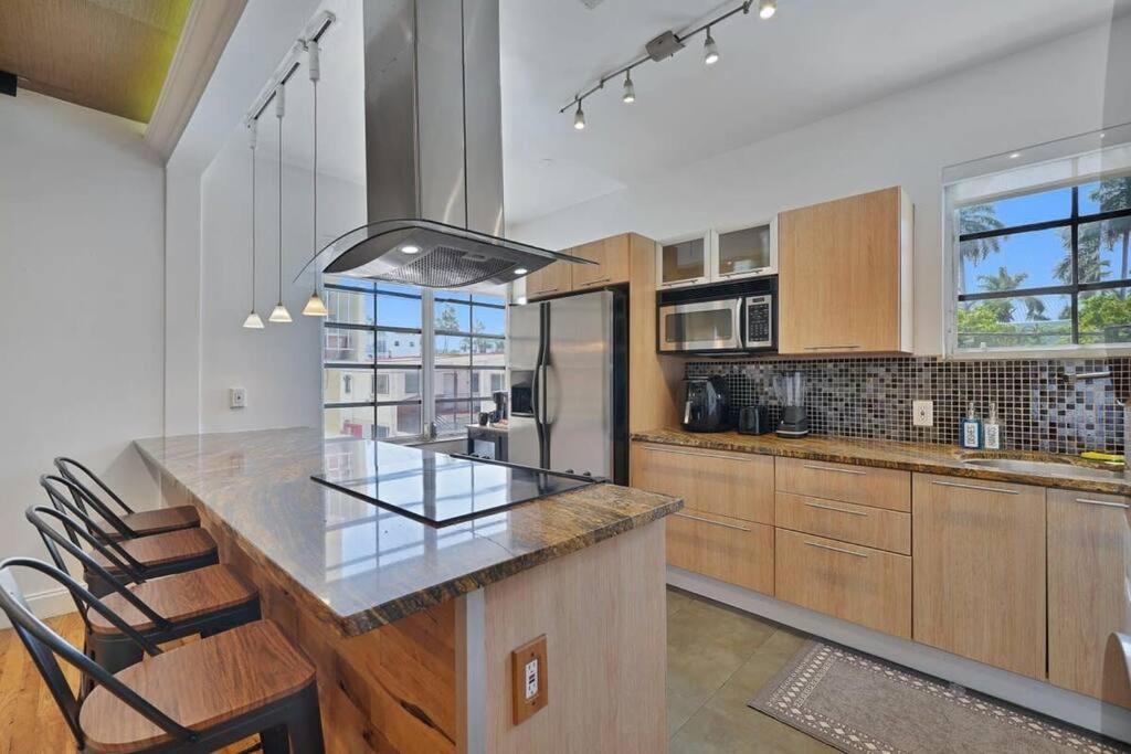 Apartment Superb For 8 Near Ocean *