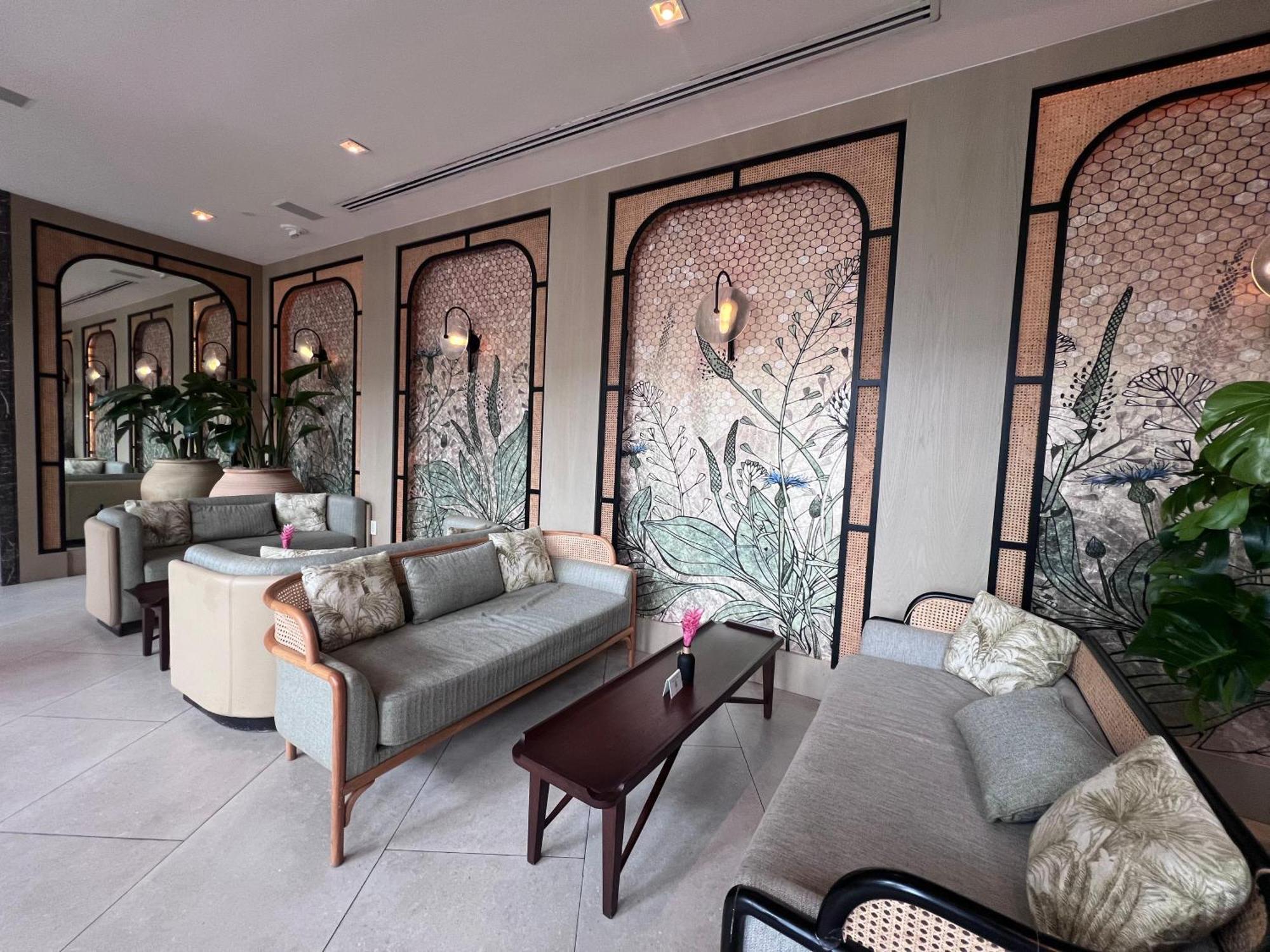 Seven Heaven Mondrian- The Bay View In Miami * Miami Beach