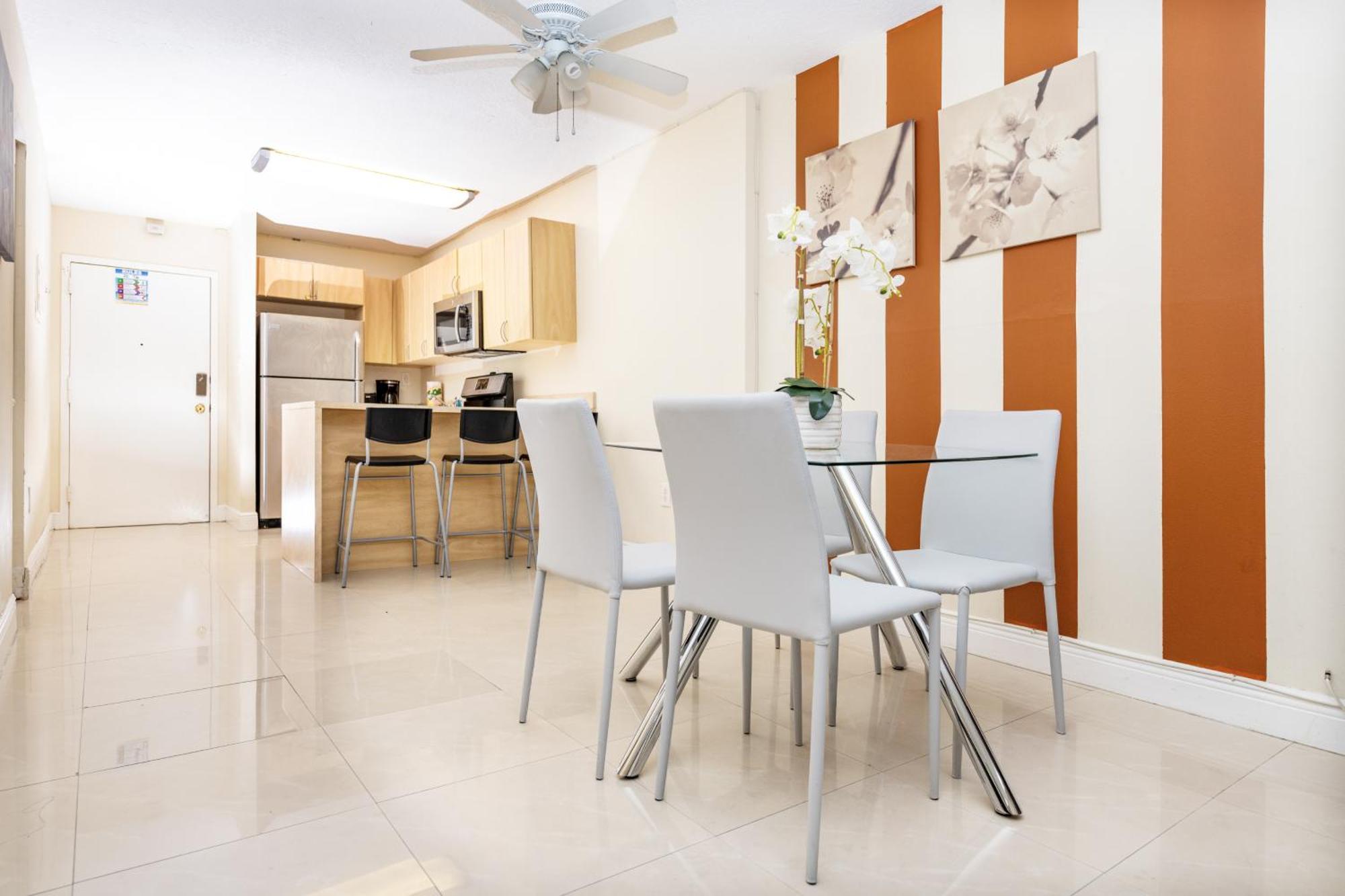 Washinghton Avenue Apartment Miami Beach