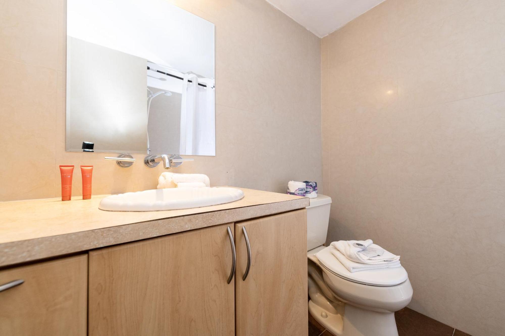 Washinghton Avenue Apartment *