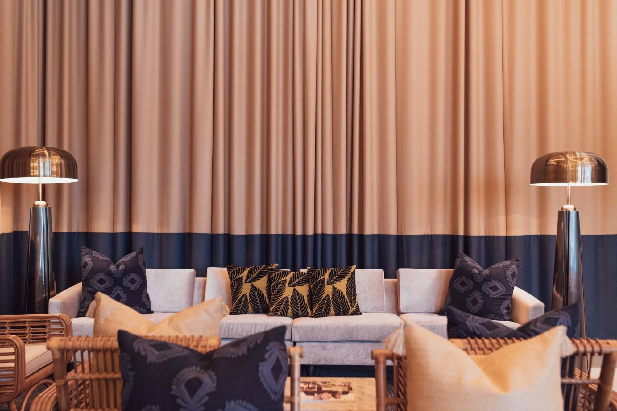 Cadillac & Beach Club, Autograph Collection Hotel 4*