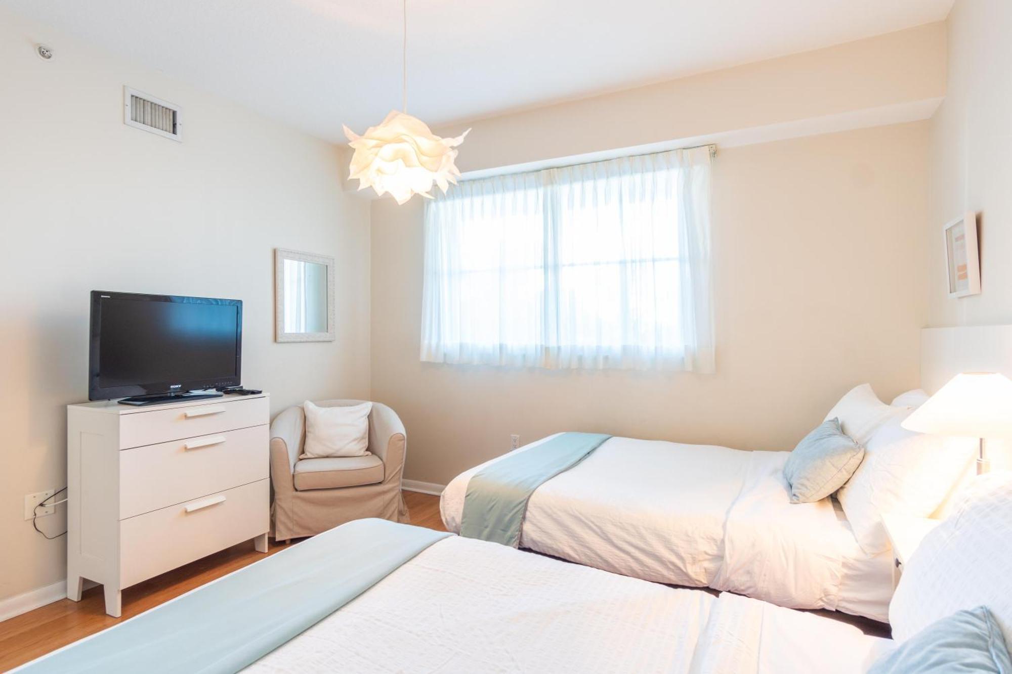 Golden Bay 56 Apartment