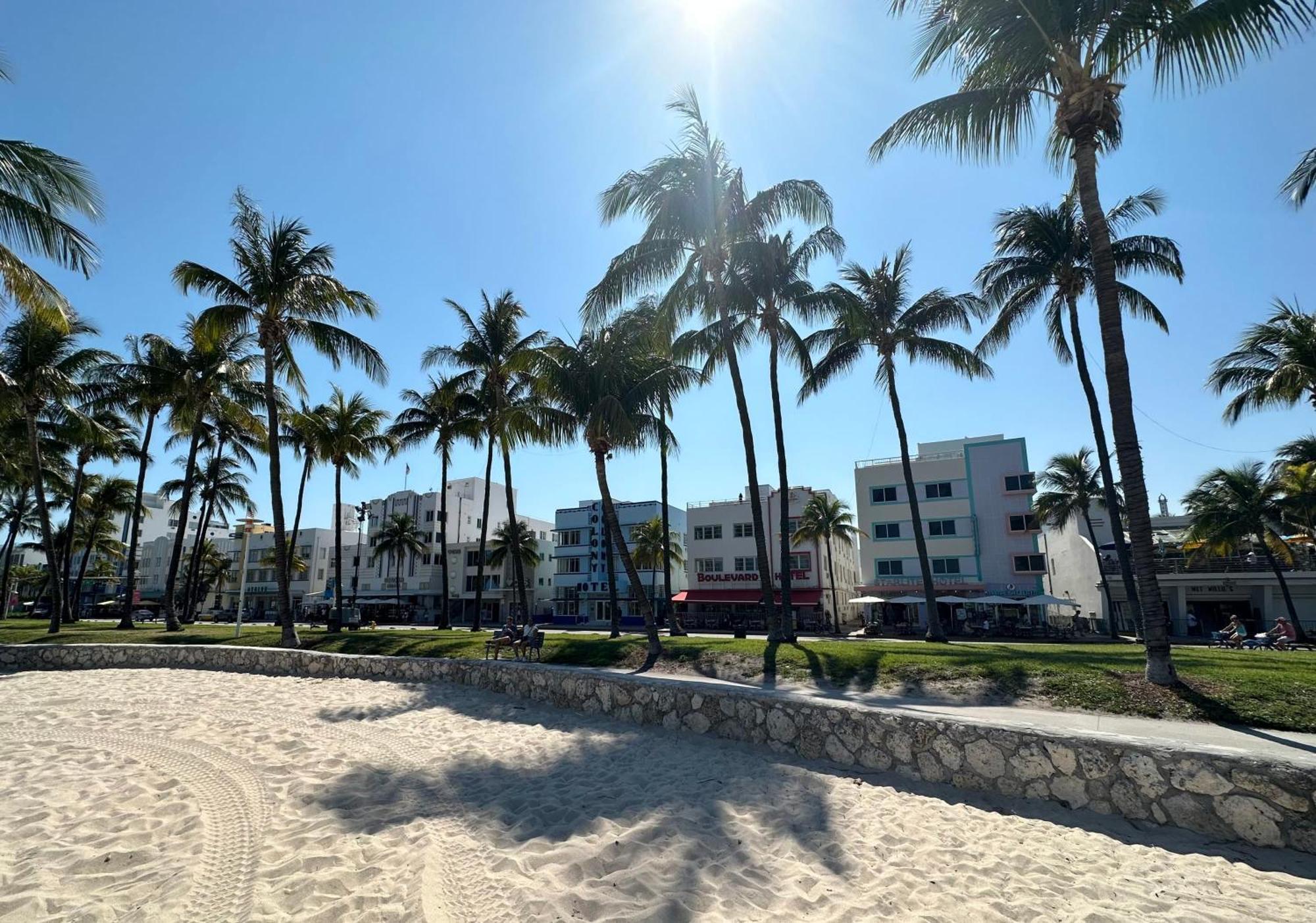 Ocean Drive Rooftop With Ocean Views & Terrace * Miami Beach