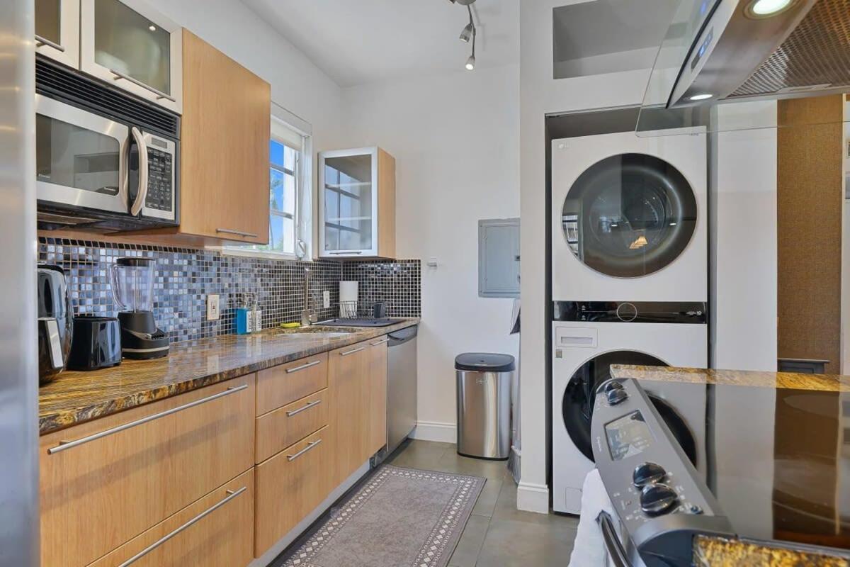 Large & Bright Sleep Up To 8 Only 2min From Ocean Apartment Miami Beach