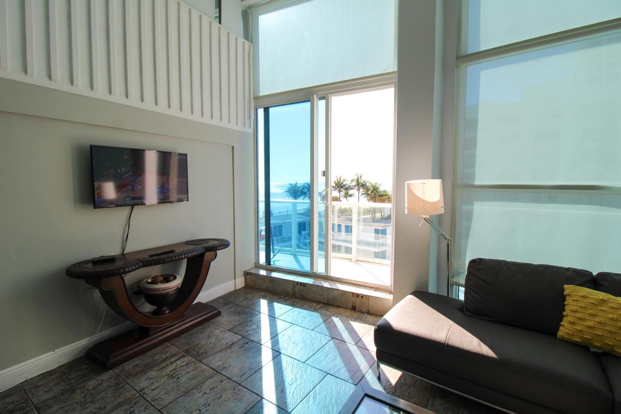 Castle M16 Oceanview Loft With Access, Pool, Tennis And Free Parking! Ferienhaus *