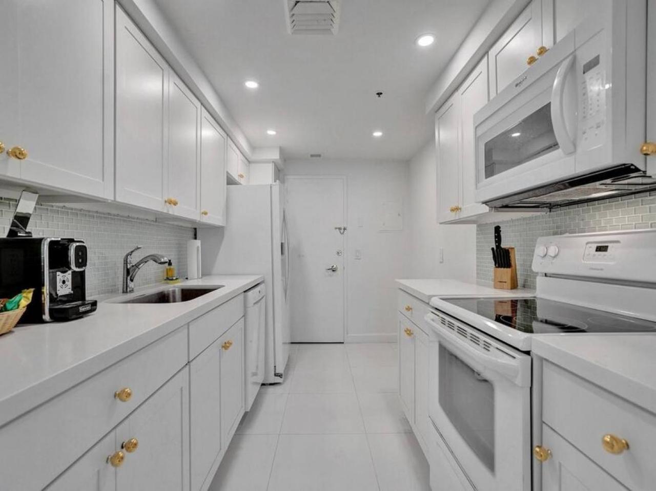Luxury 2bd Penthouse With Access And Amenities Ph6