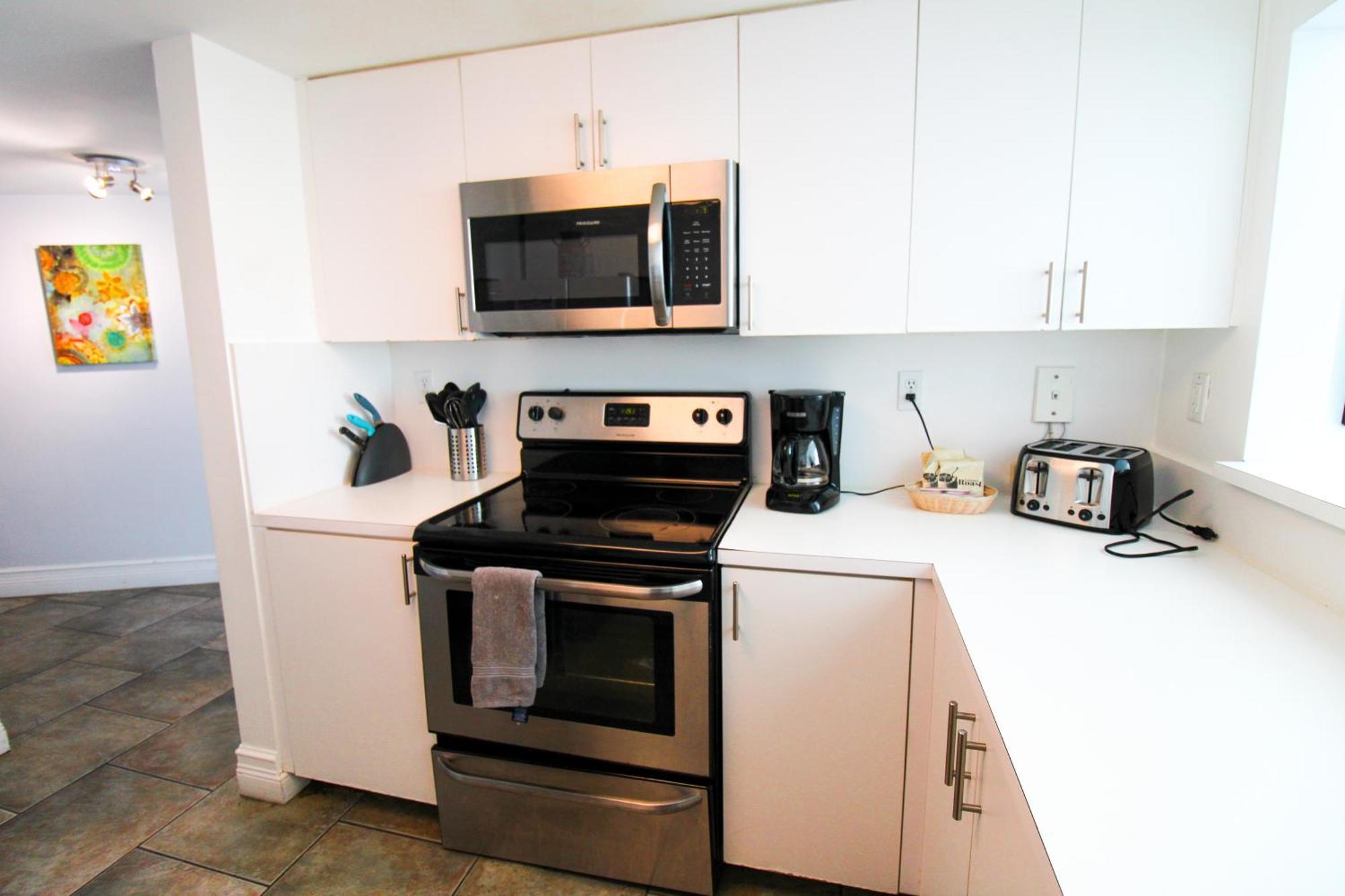 Castle M16 Oceanview Loft With Access, Pool, Tennis And Free Parking! * Miami Beach