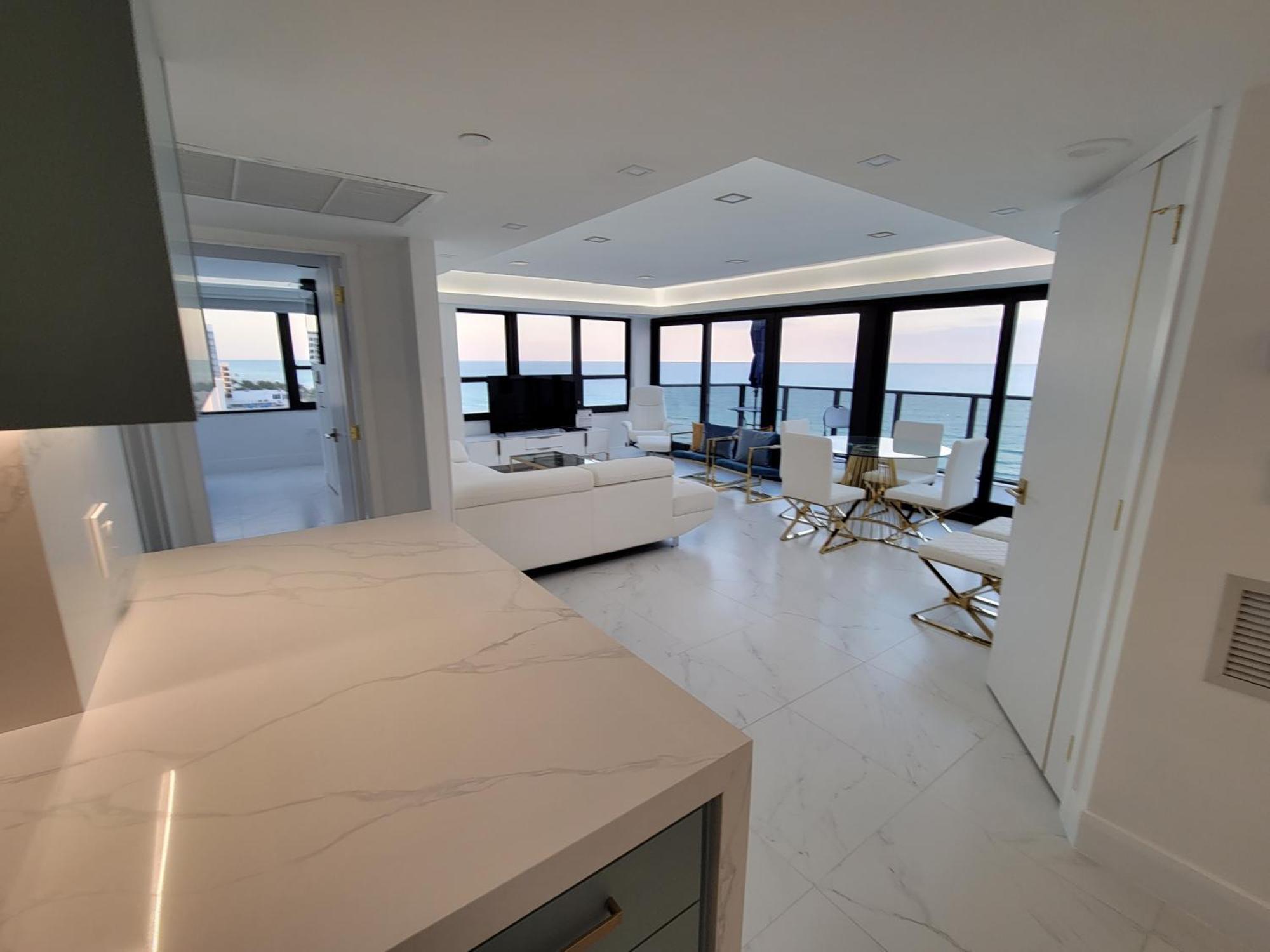 Alexander 1102 Miami Beach