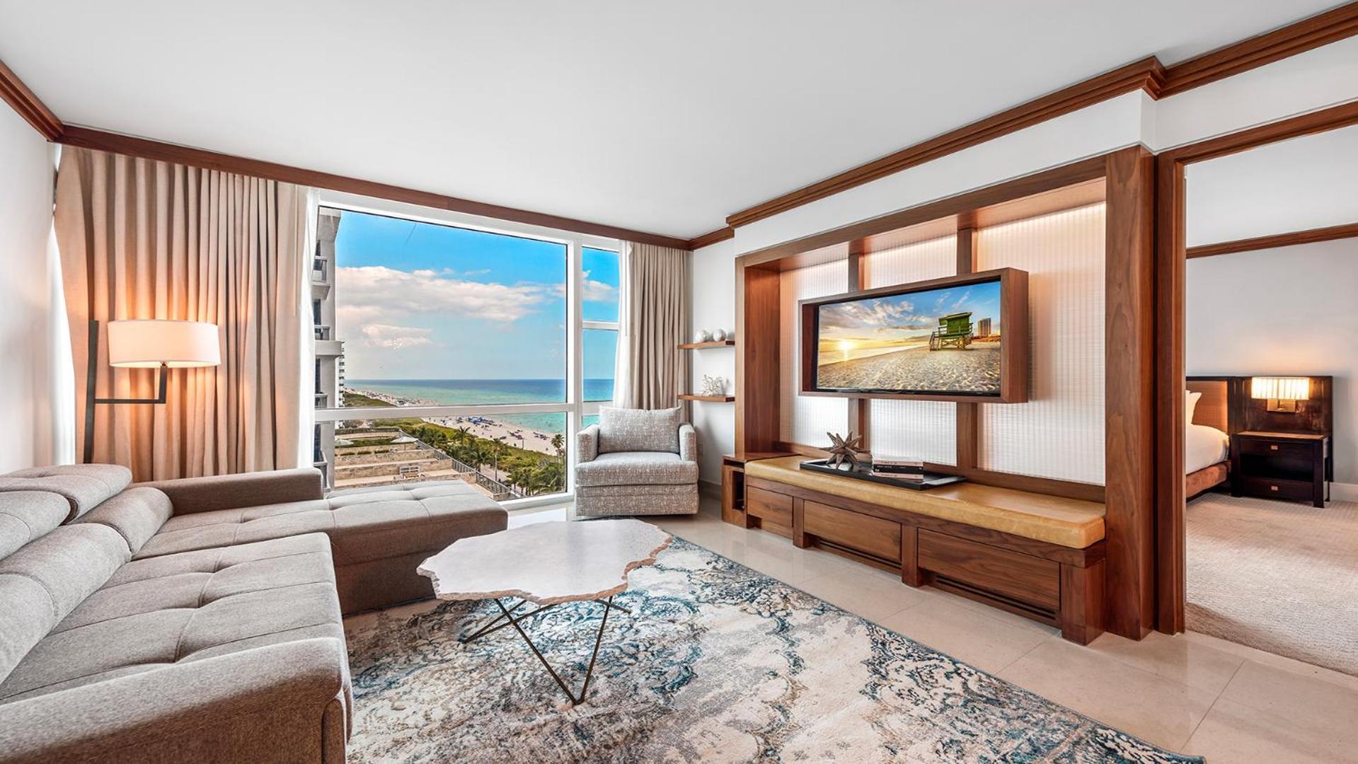 1 Bedroom Private At Carillon Miami -911 *