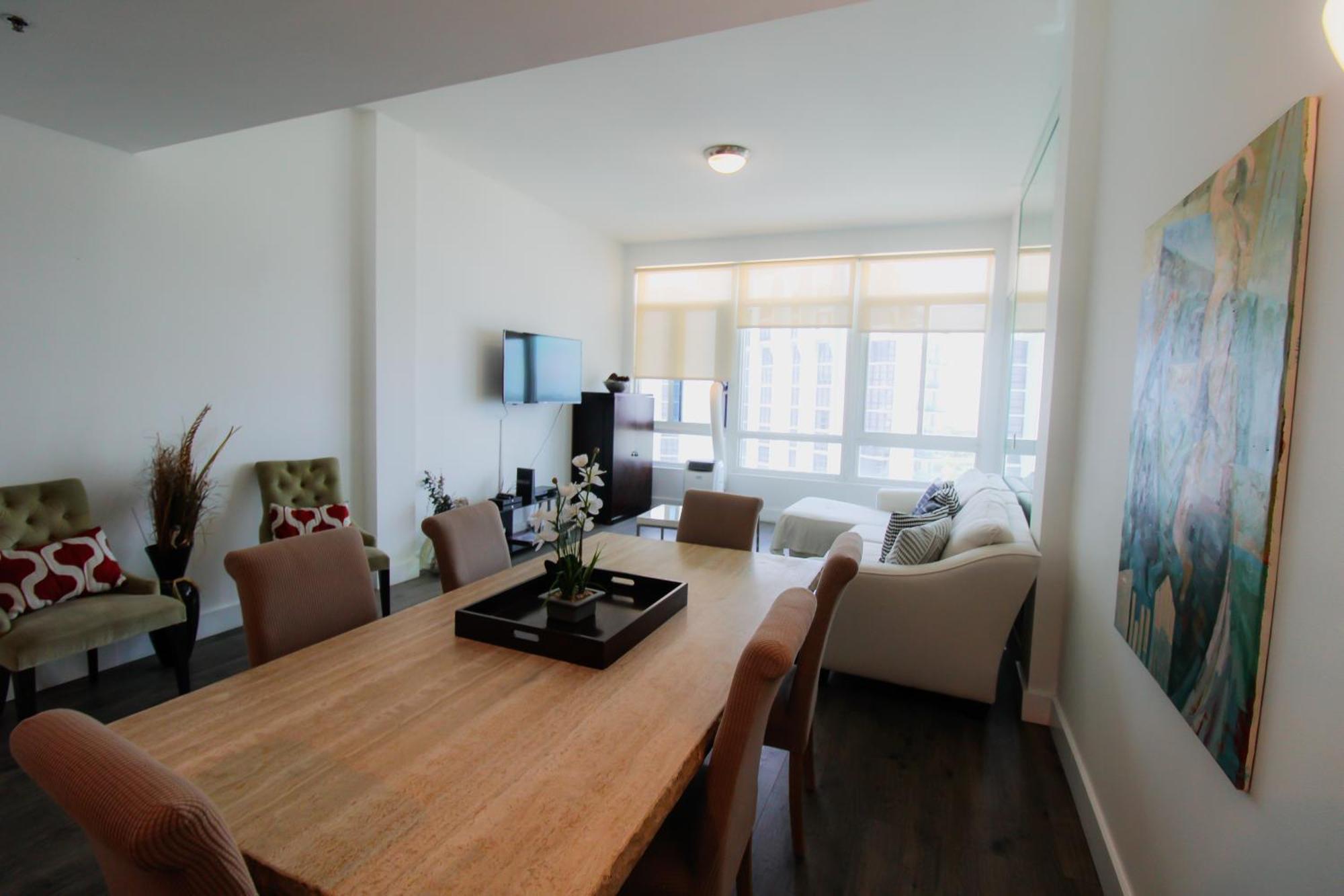 Castle Ph15 Spacious Penthouse With Balcony, Access, Pool, Tennis, Free Parking Holiday home