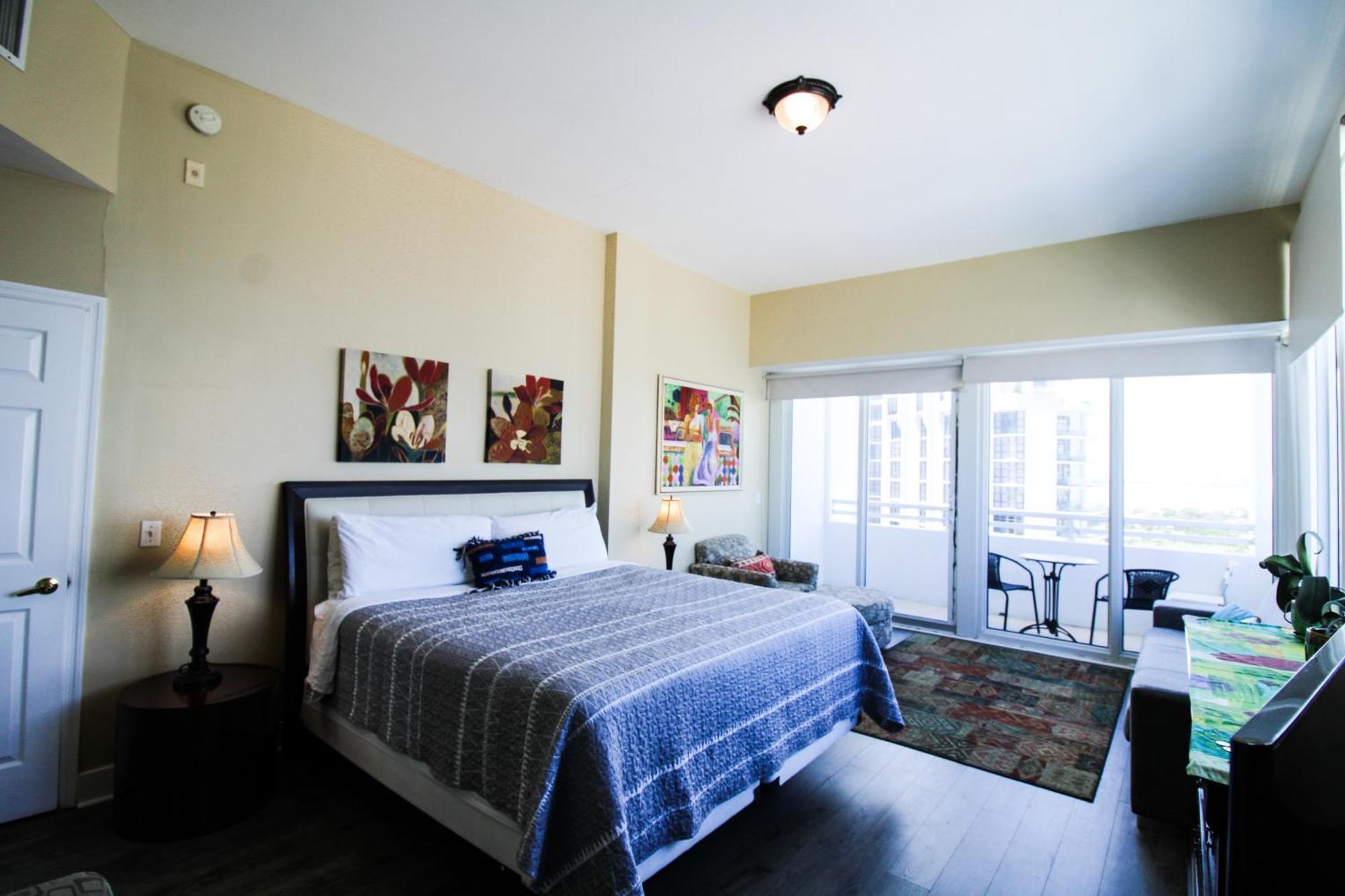 Holiday home Castle Ph15 Spacious Penthouse With Balcony, Access, Pool, Tennis, Free Parking Miami Beach