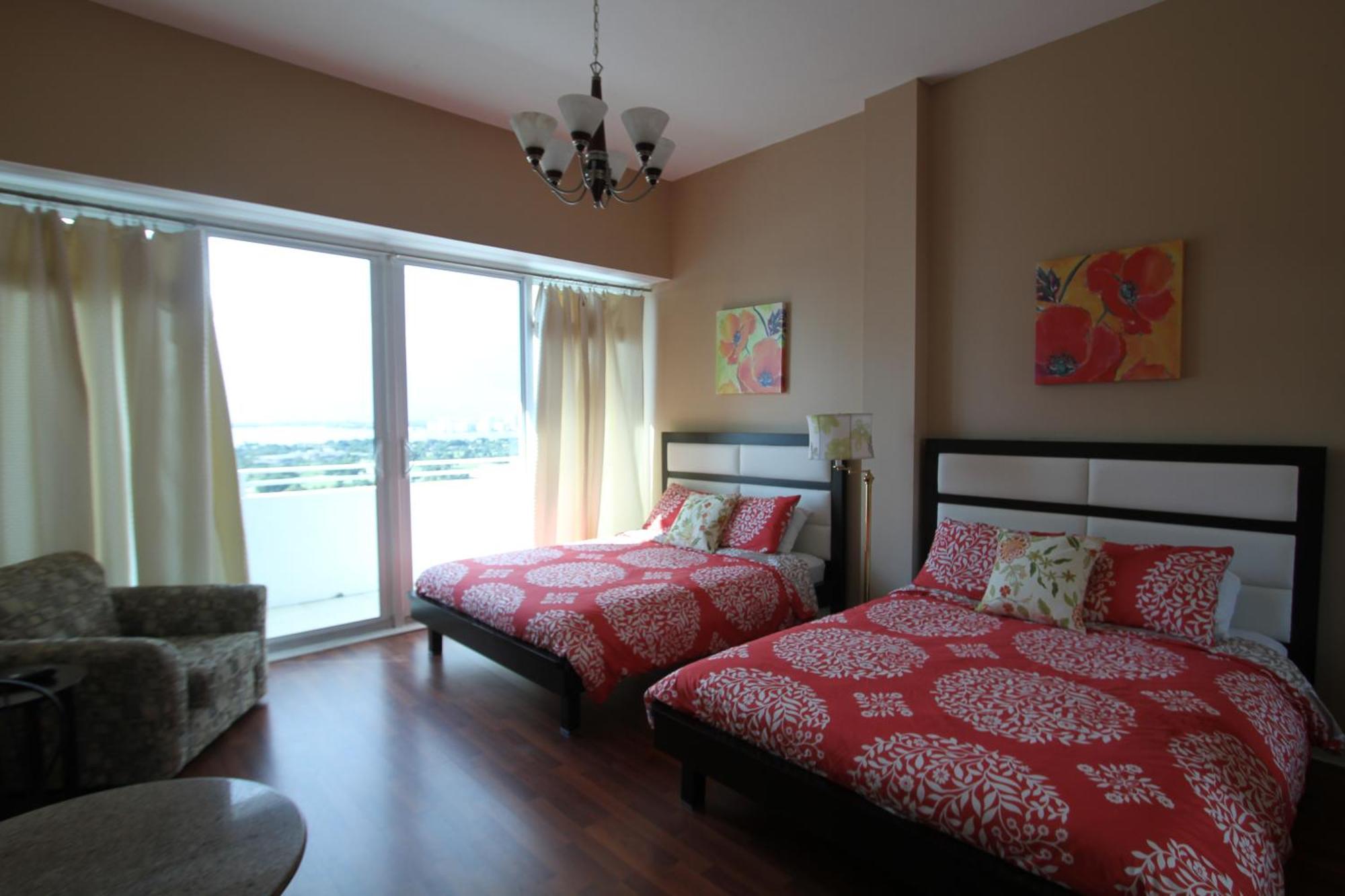 Castle Ph15 Spacious Penthouse With Balcony, Access, Pool, Tennis, Free Parking * Miami Beach