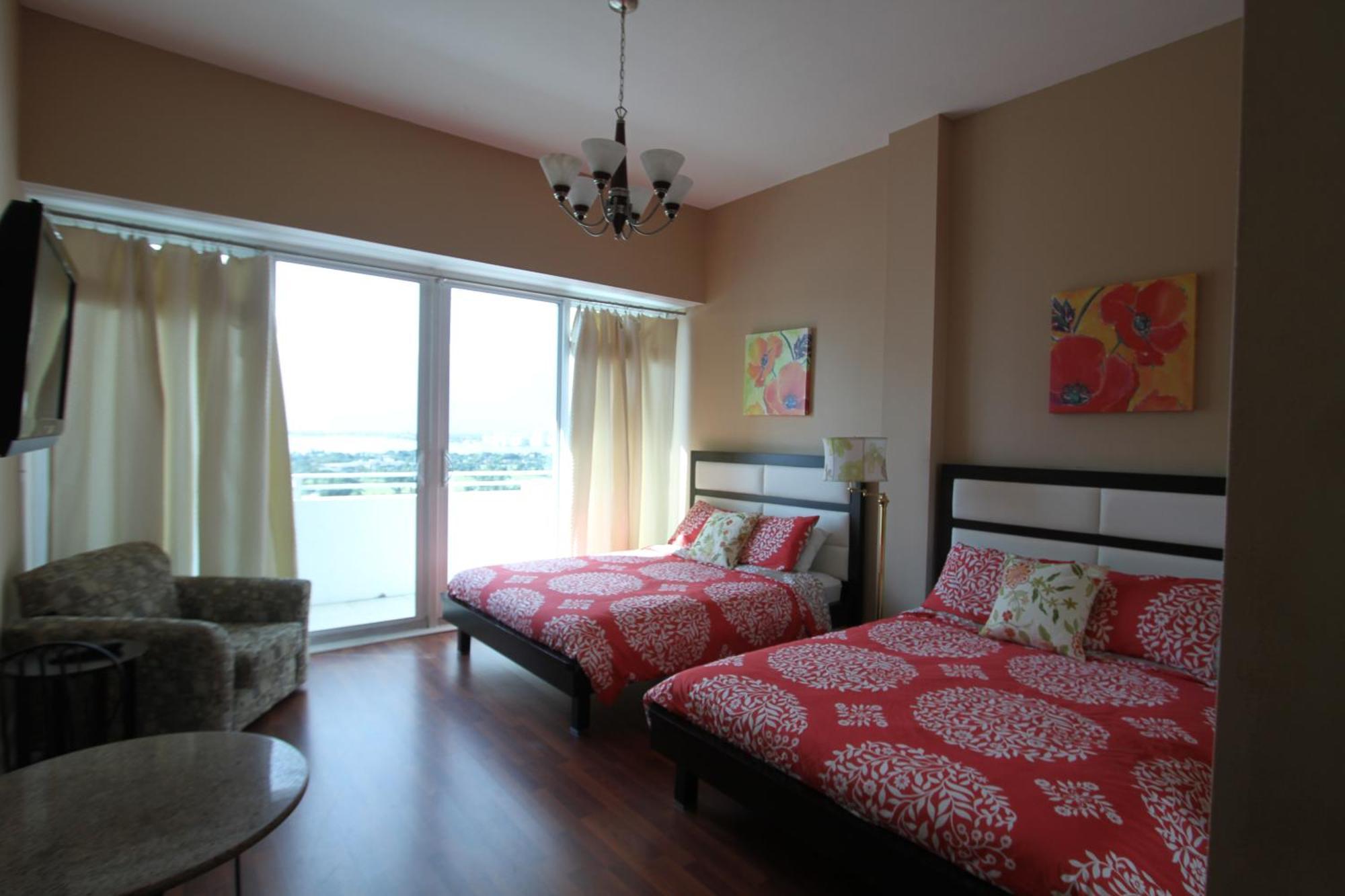 Castle Ph15 Spacious Penthouse With Balcony, Access, Pool, Tennis, Free Parking Holiday home *