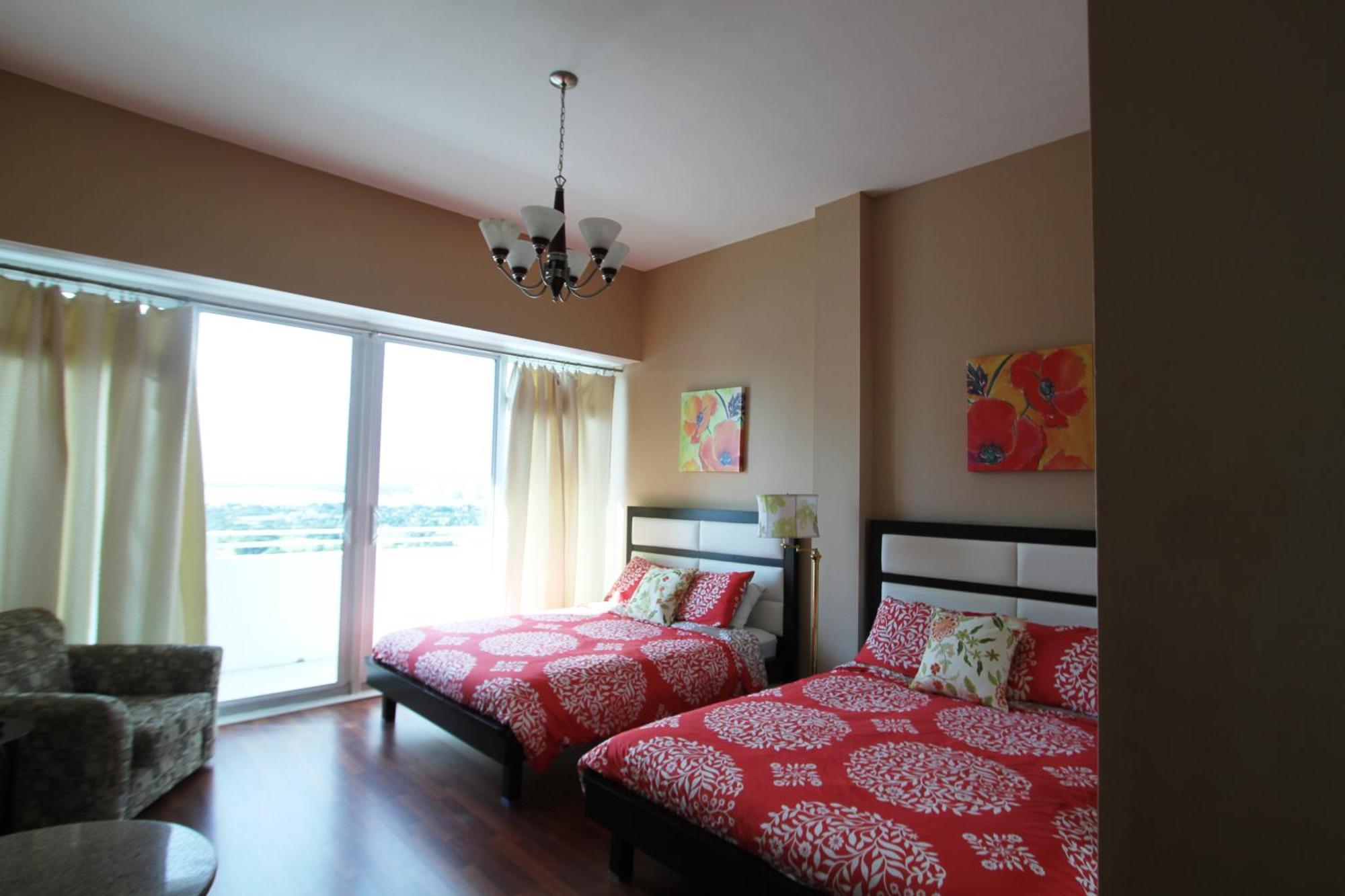 Castle Ph15 Spacious Penthouse With Balcony, Access, Pool, Tennis, Free Parking