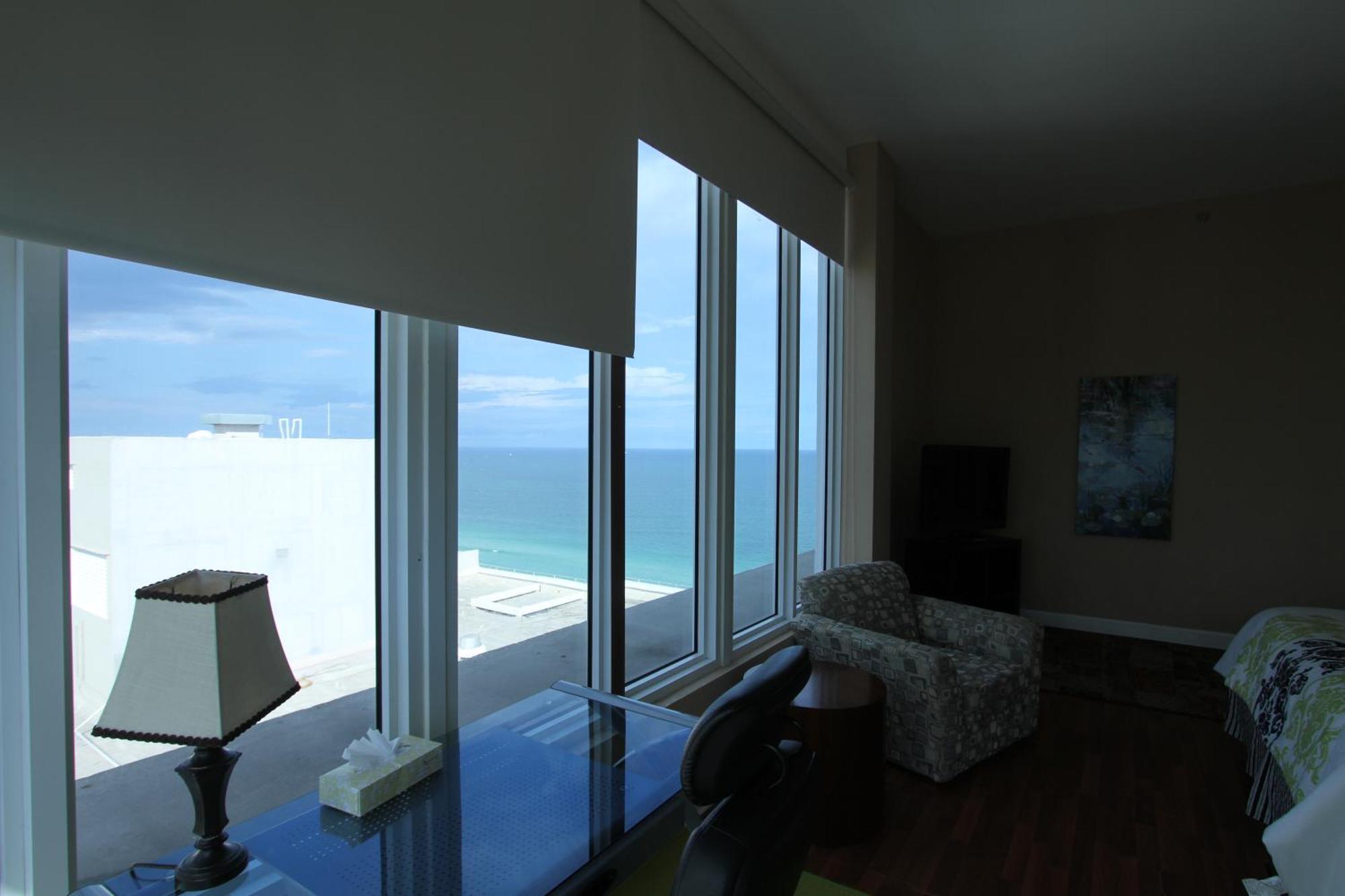 Holiday home Castle Ph15 Spacious Penthouse With Balcony, Access, Pool, Tennis, Free Parking *