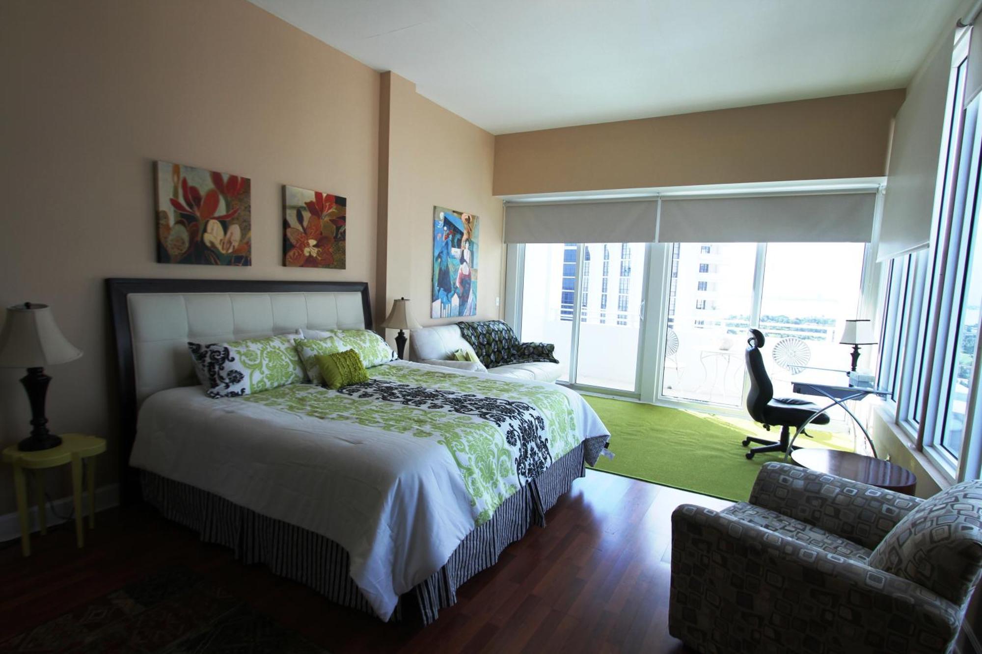 Holiday home Castle Ph15 Spacious Penthouse With Balcony, Access, Pool, Tennis, Free Parking Miami Beach