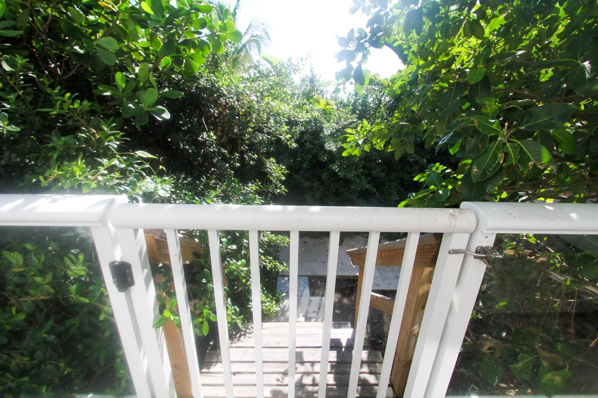 Holiday home Castle Pavillon 8 Beachfront - Private Access Loft With 2-story, Pool, Tennis, Free Parking Access Miami Beach