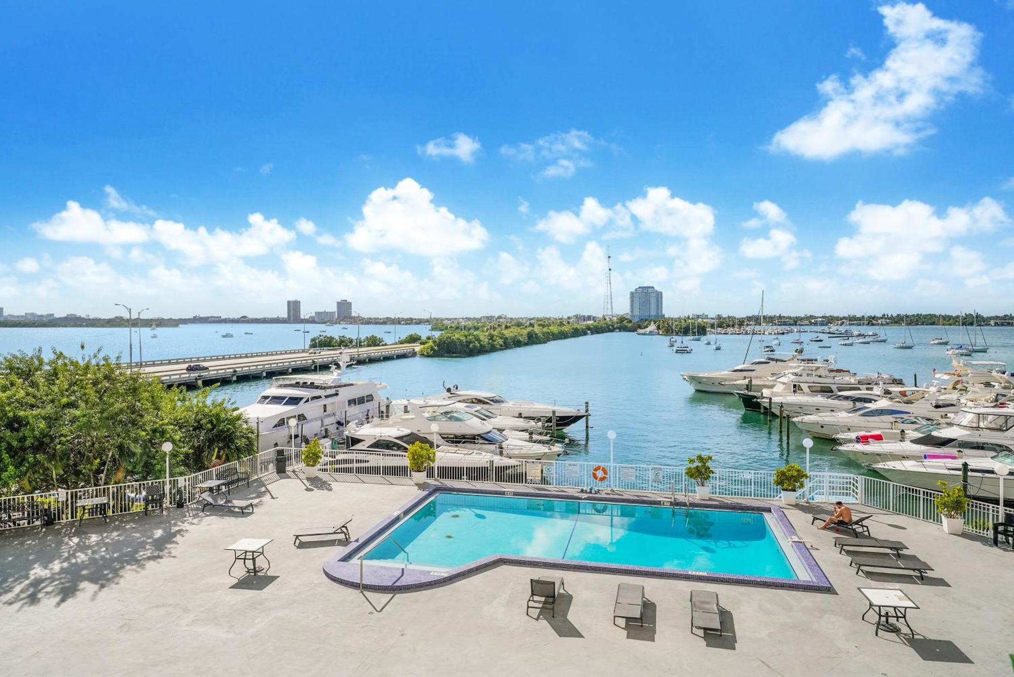 Sunset Bay North Bay Village Getaway Apartment Miami Beach