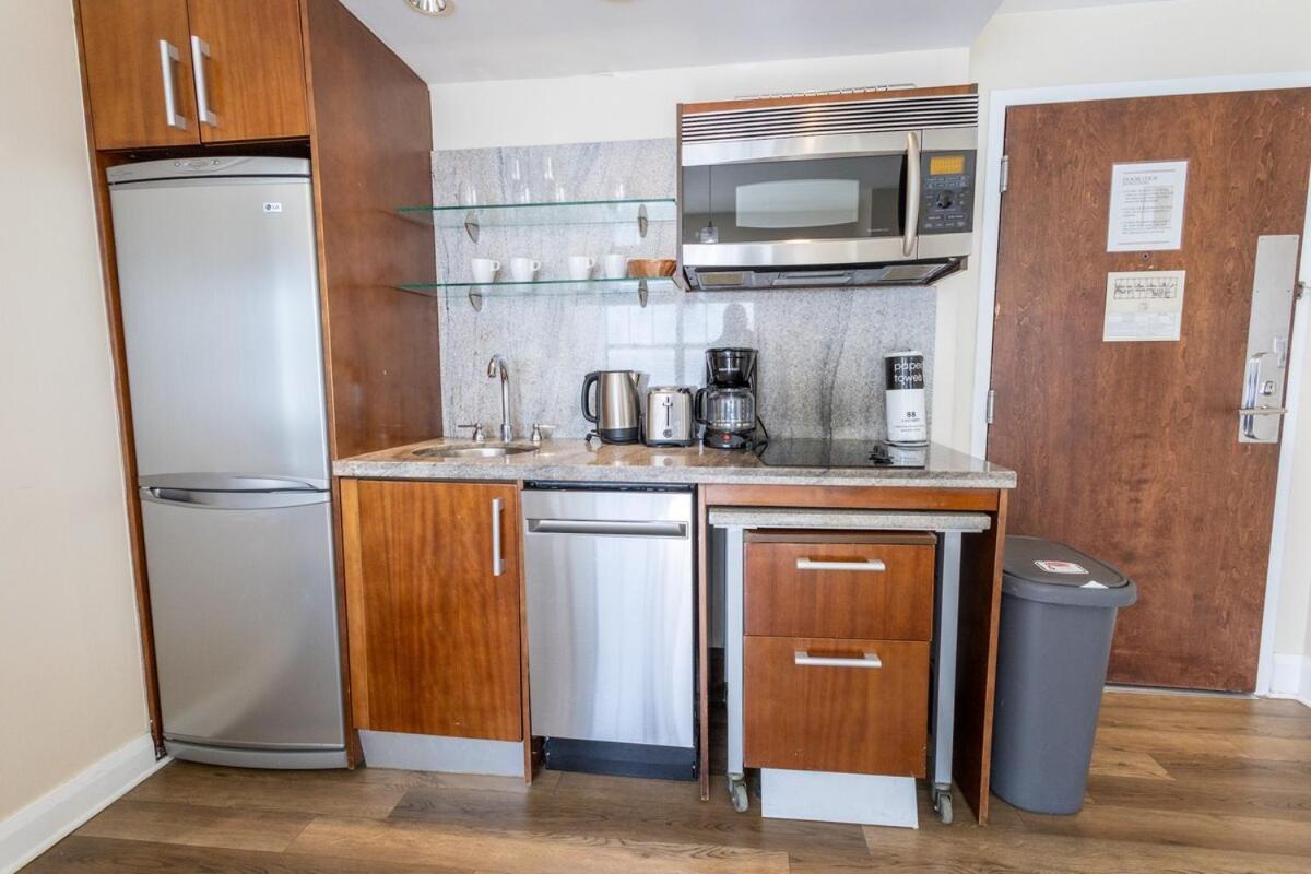 Amazing 1 Bedroom With Rooftop Pool D304 Miami Beach