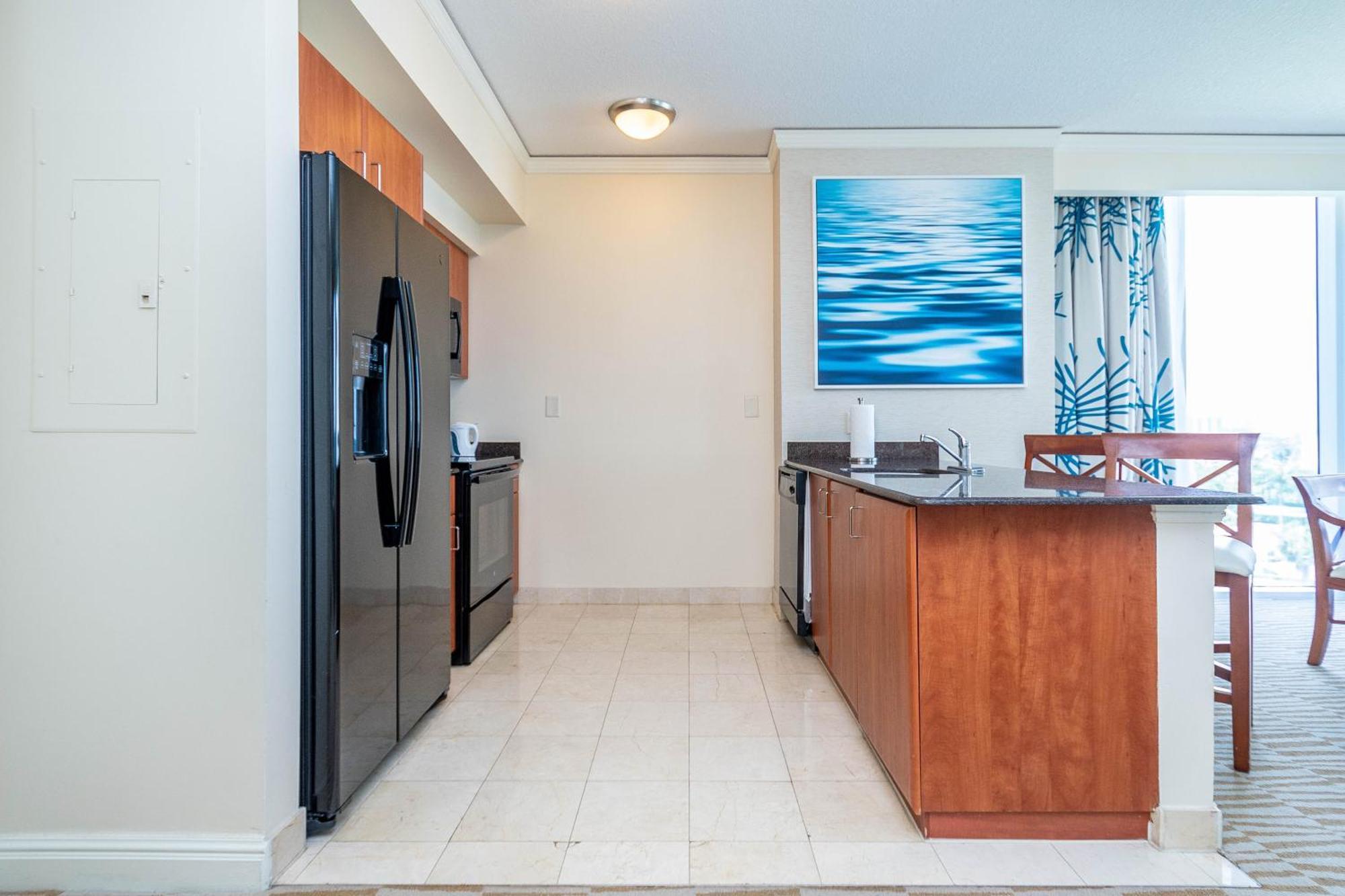 Luxury Trump International Ocean View 1100sf 1 Bd *