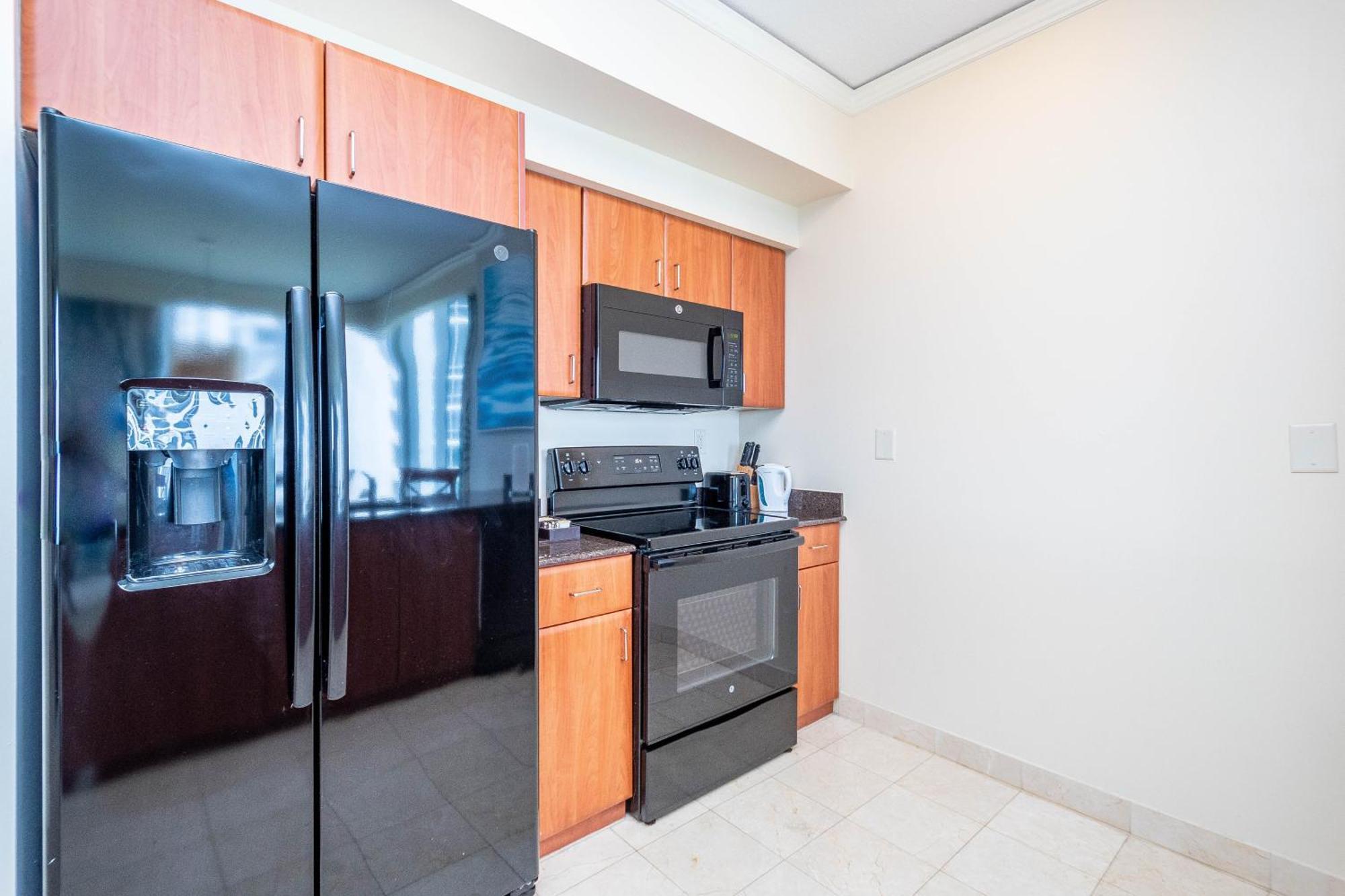 Luxury Trump International Ocean View 1100sf 1 Bd *