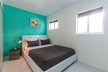 Miami Street Art Apartment *