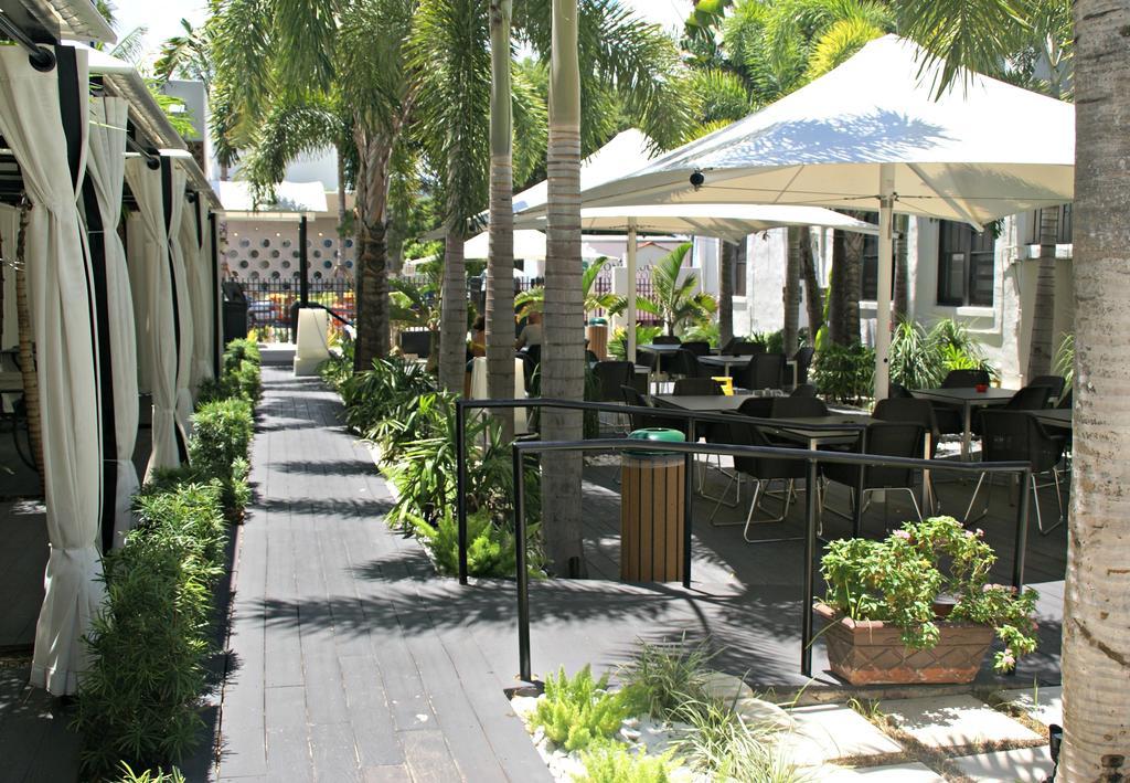 South Plaza 3*