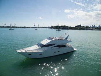 Miami Luxury Yacht Charters 4*